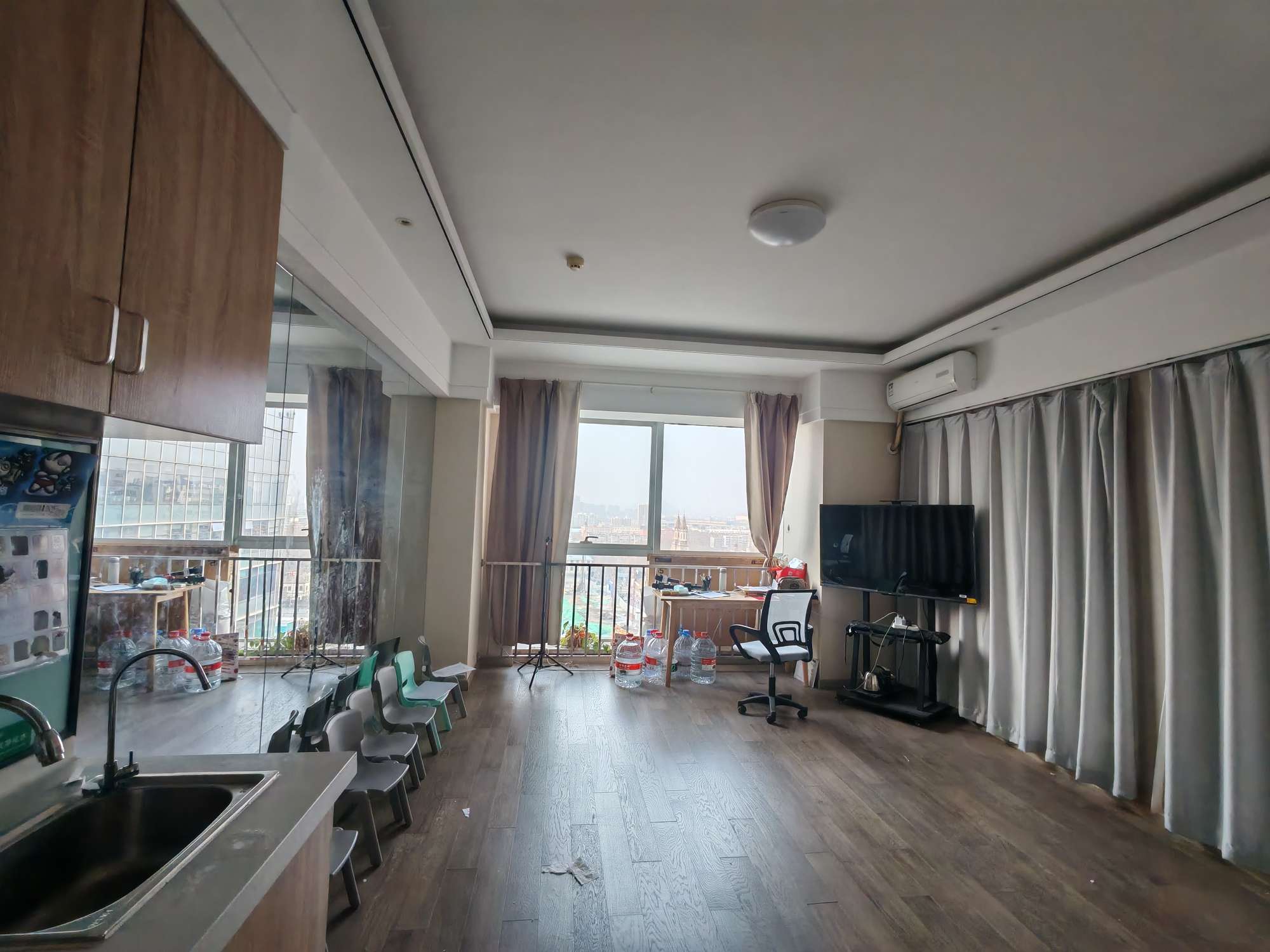 整租·广厦聚隆广场(商住楼)  东西