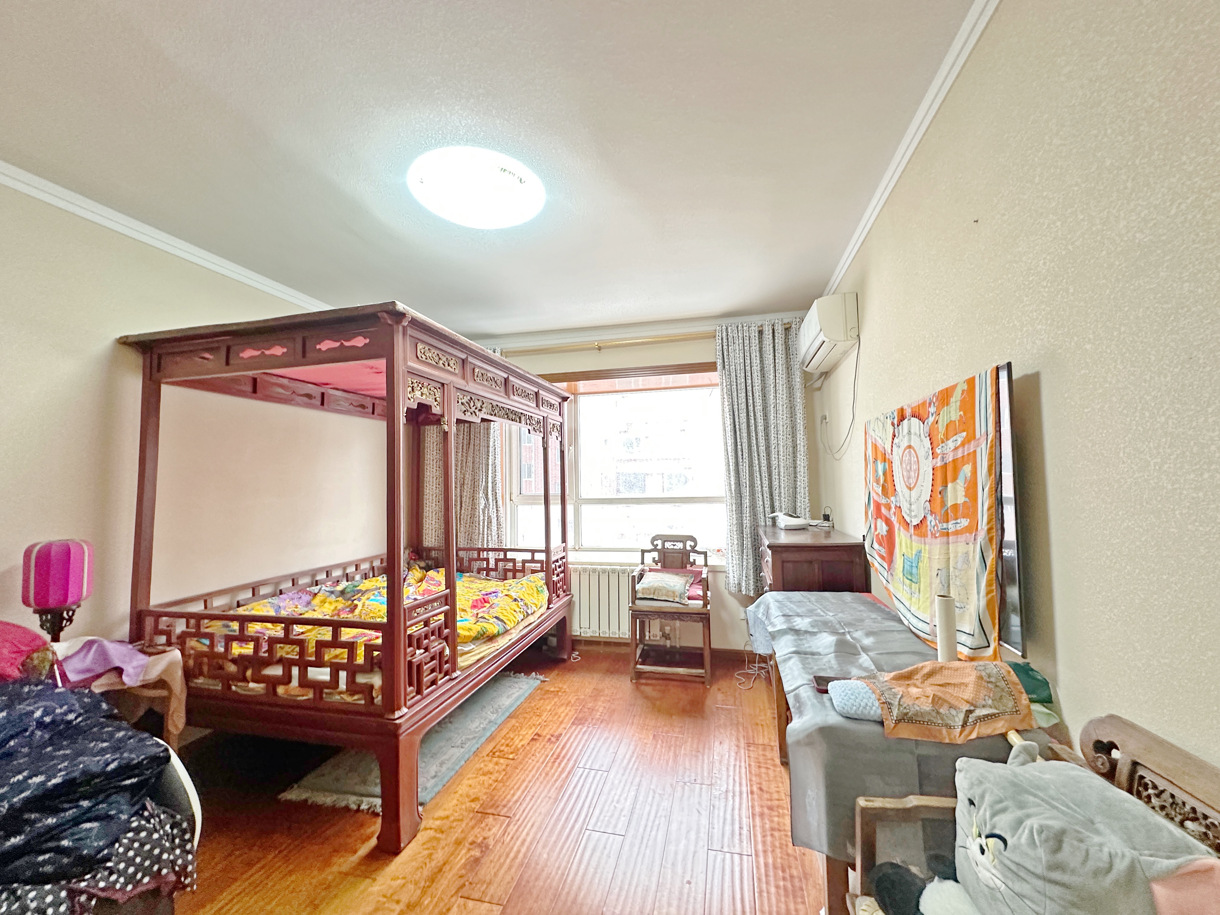 卧龙花园龙泰苑