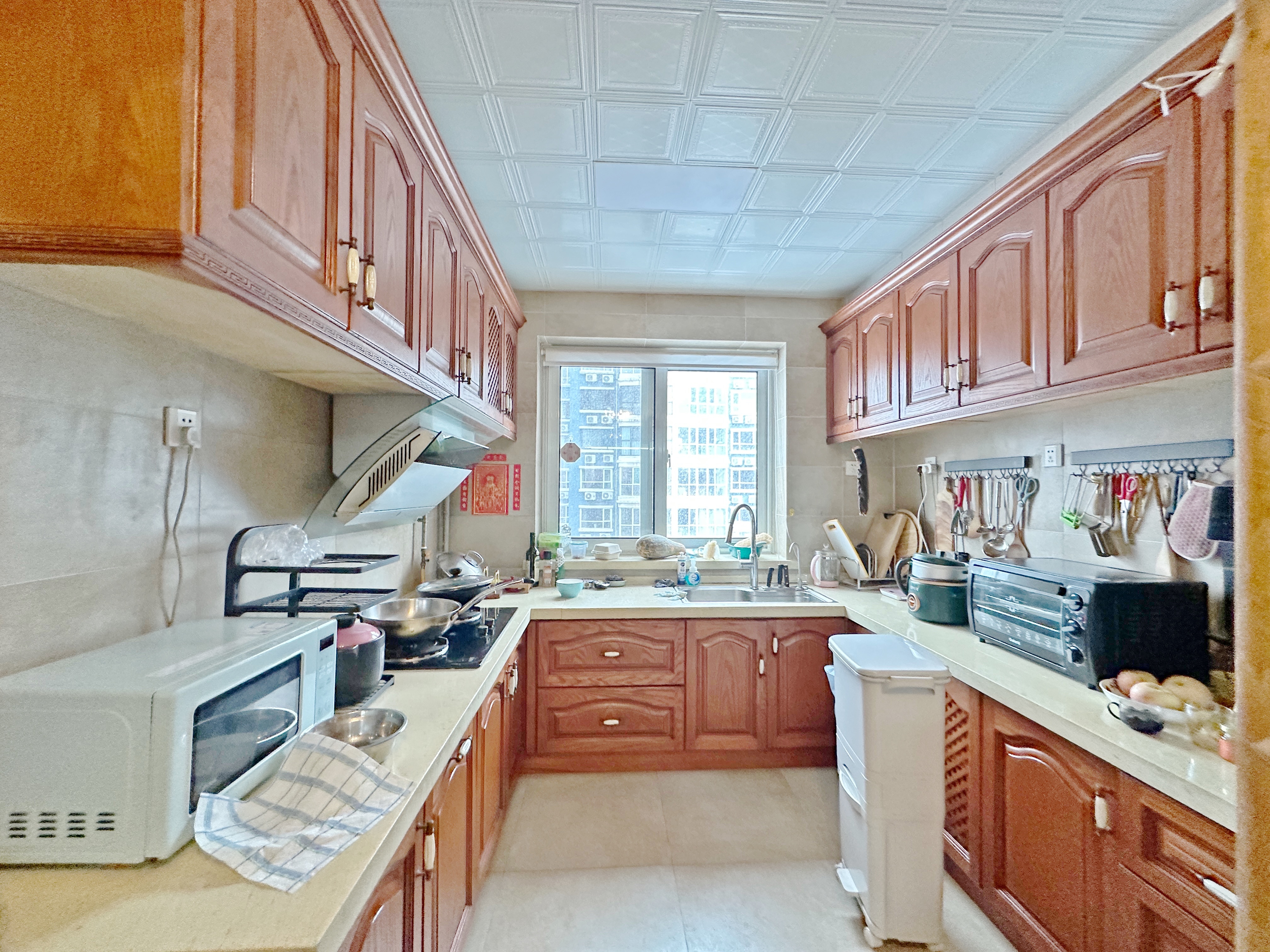 卧龙花园龙泰苑