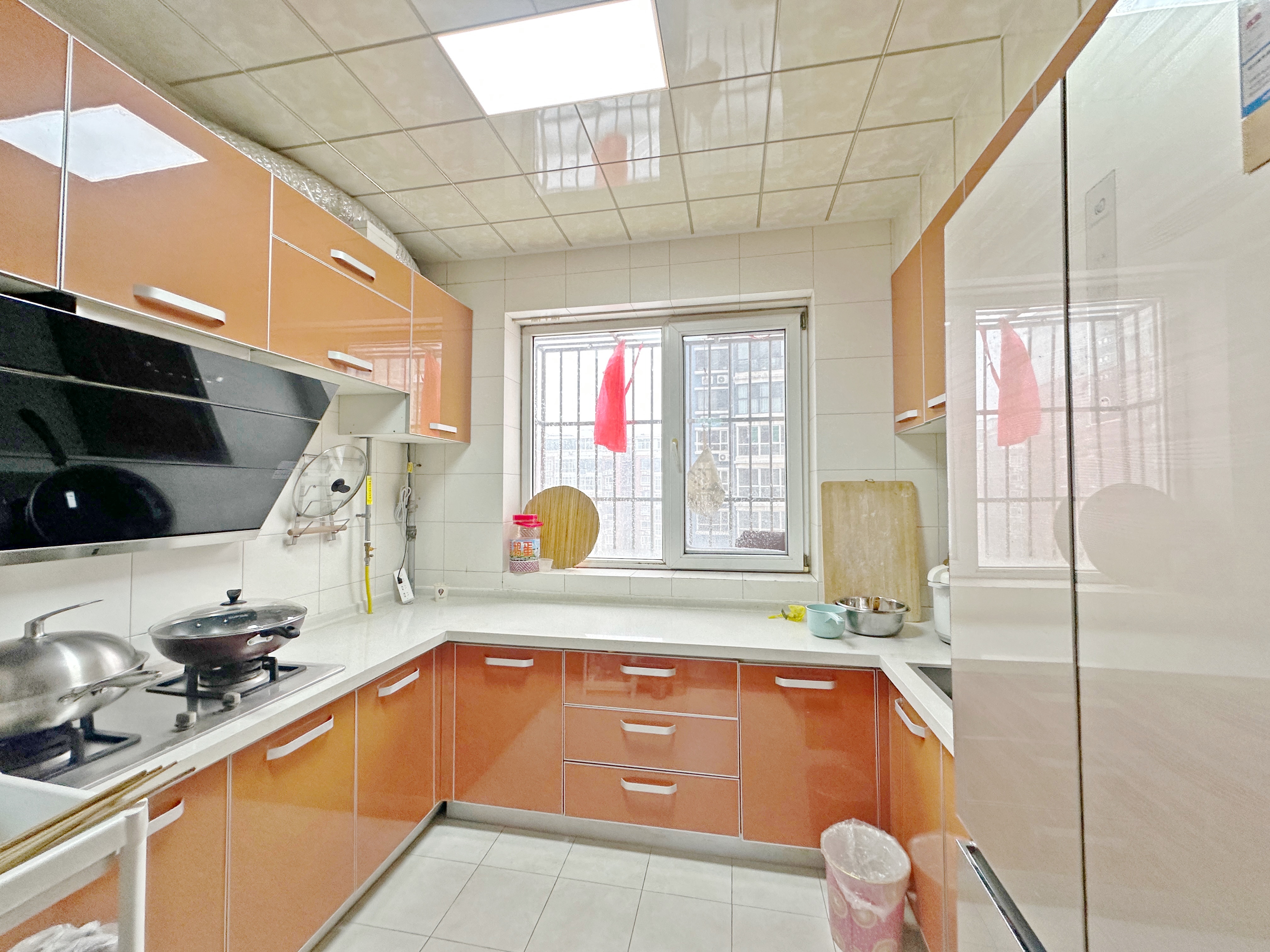 卧龙花园龙泰苑