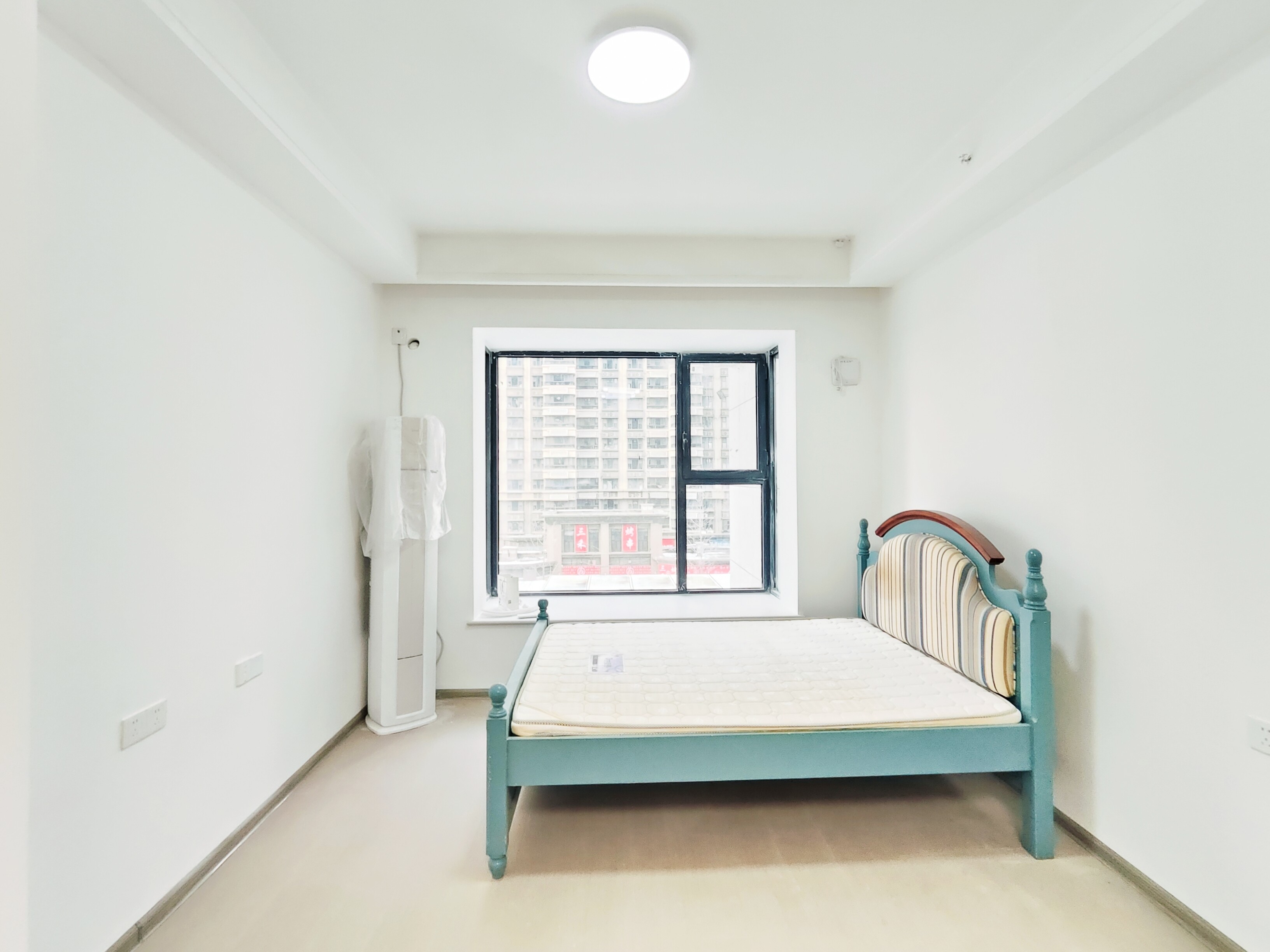 恒大滨河左岸公寓(临湖公馆花园)