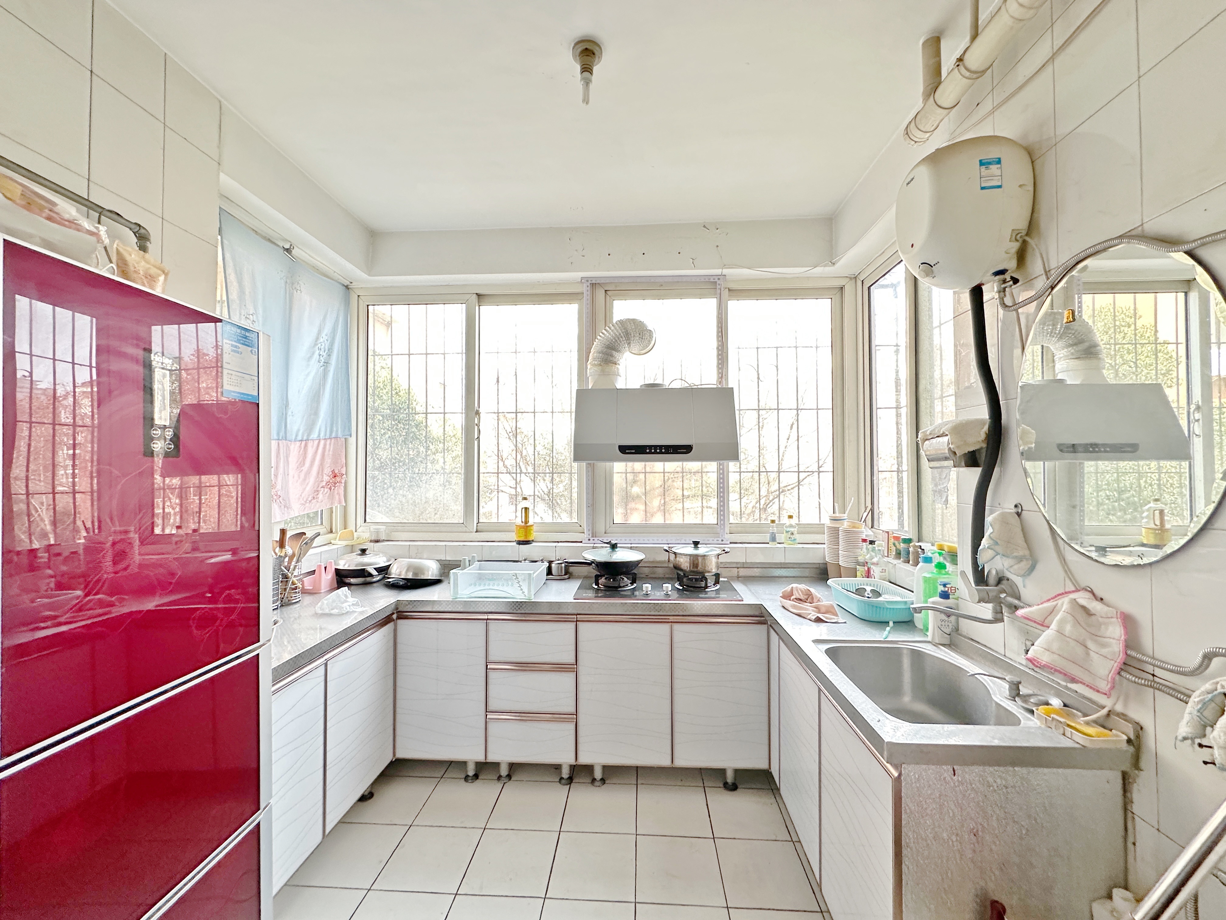 卧龙花园龙和苑