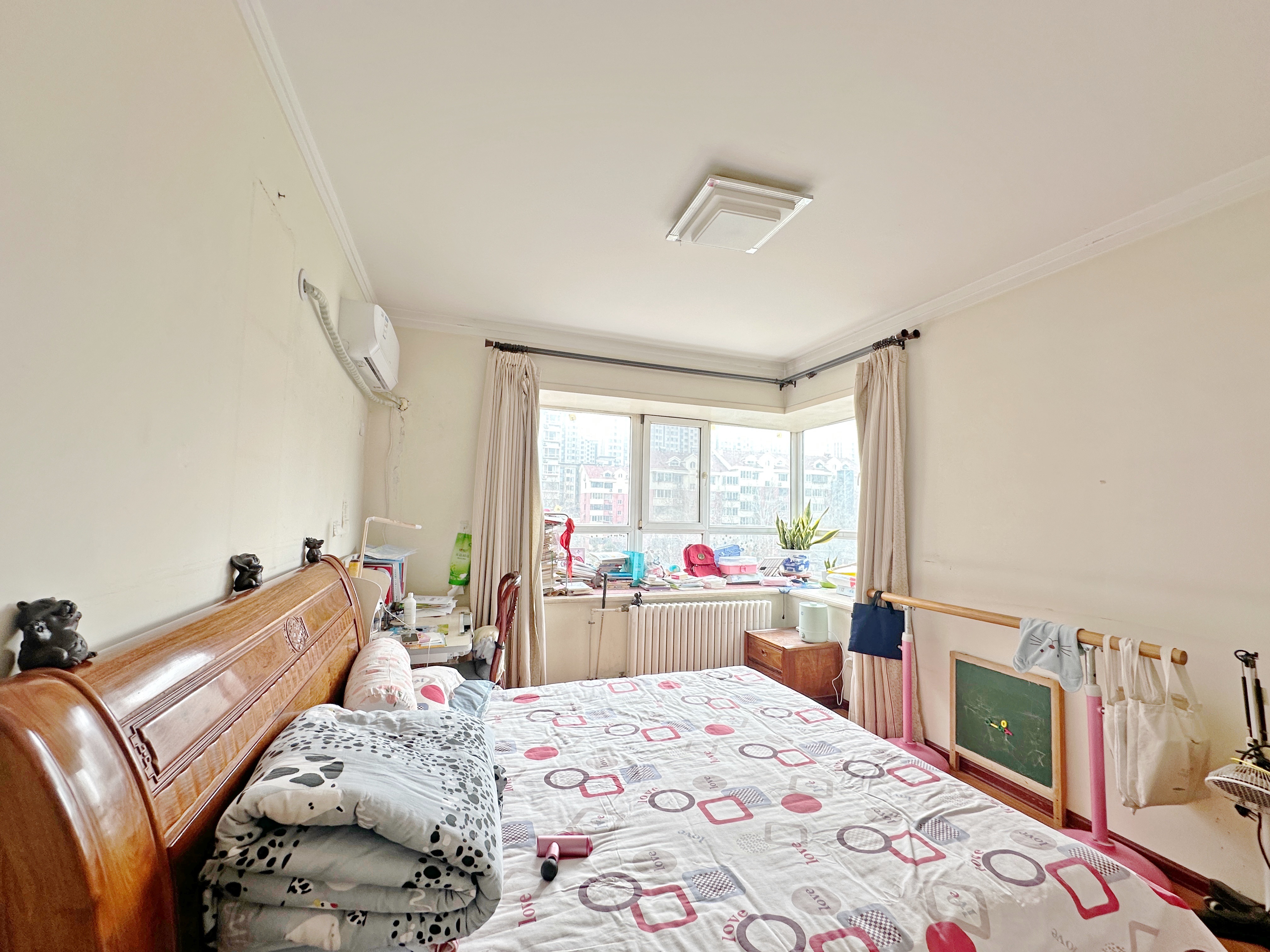 卧龙花园龙泰苑