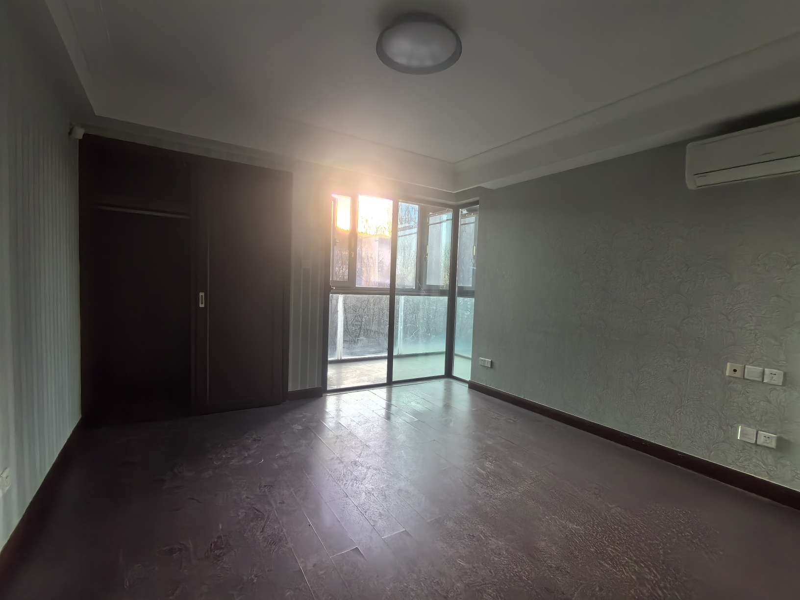 海尔绿城百合园