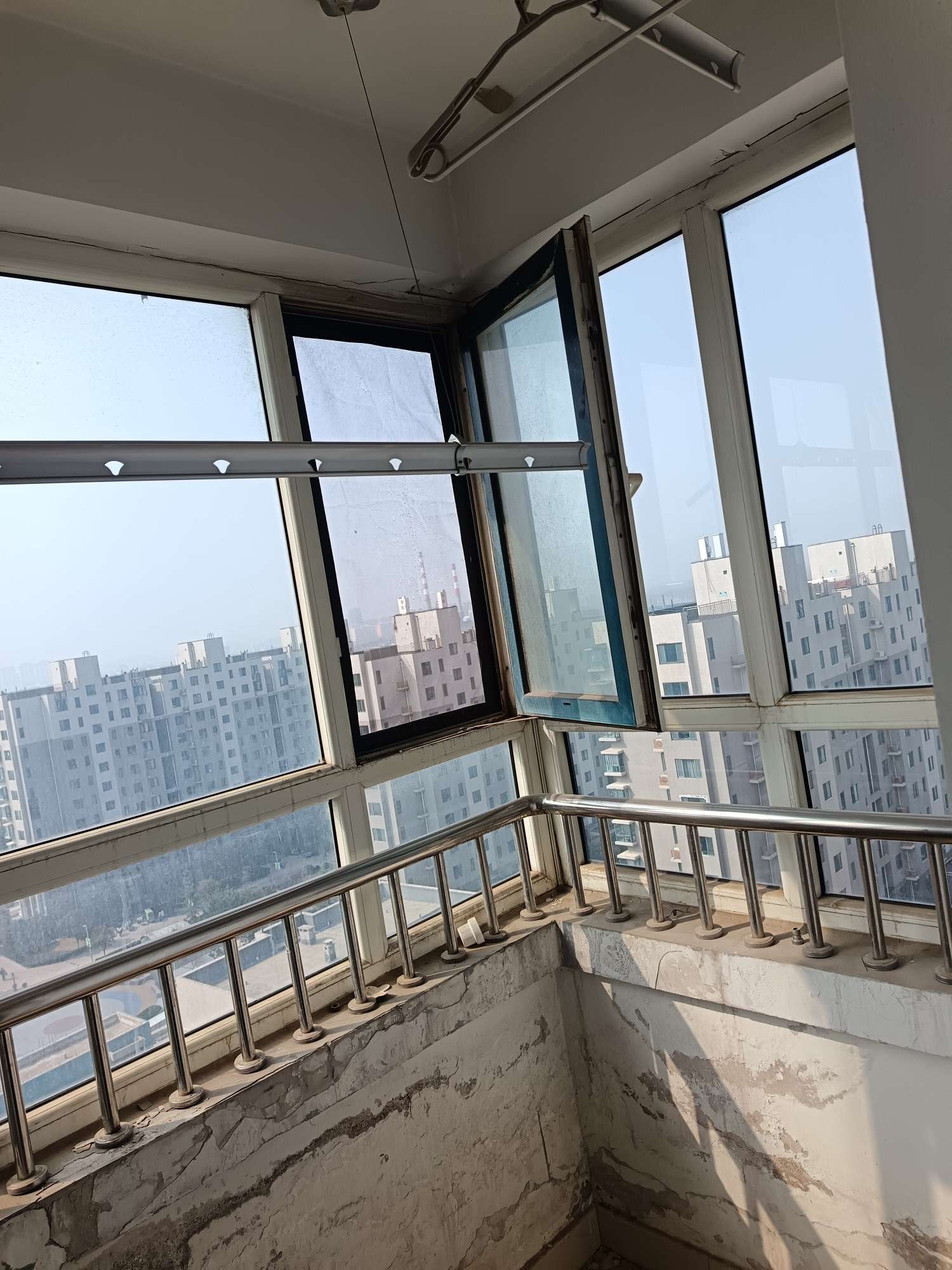 港基滨河华庭