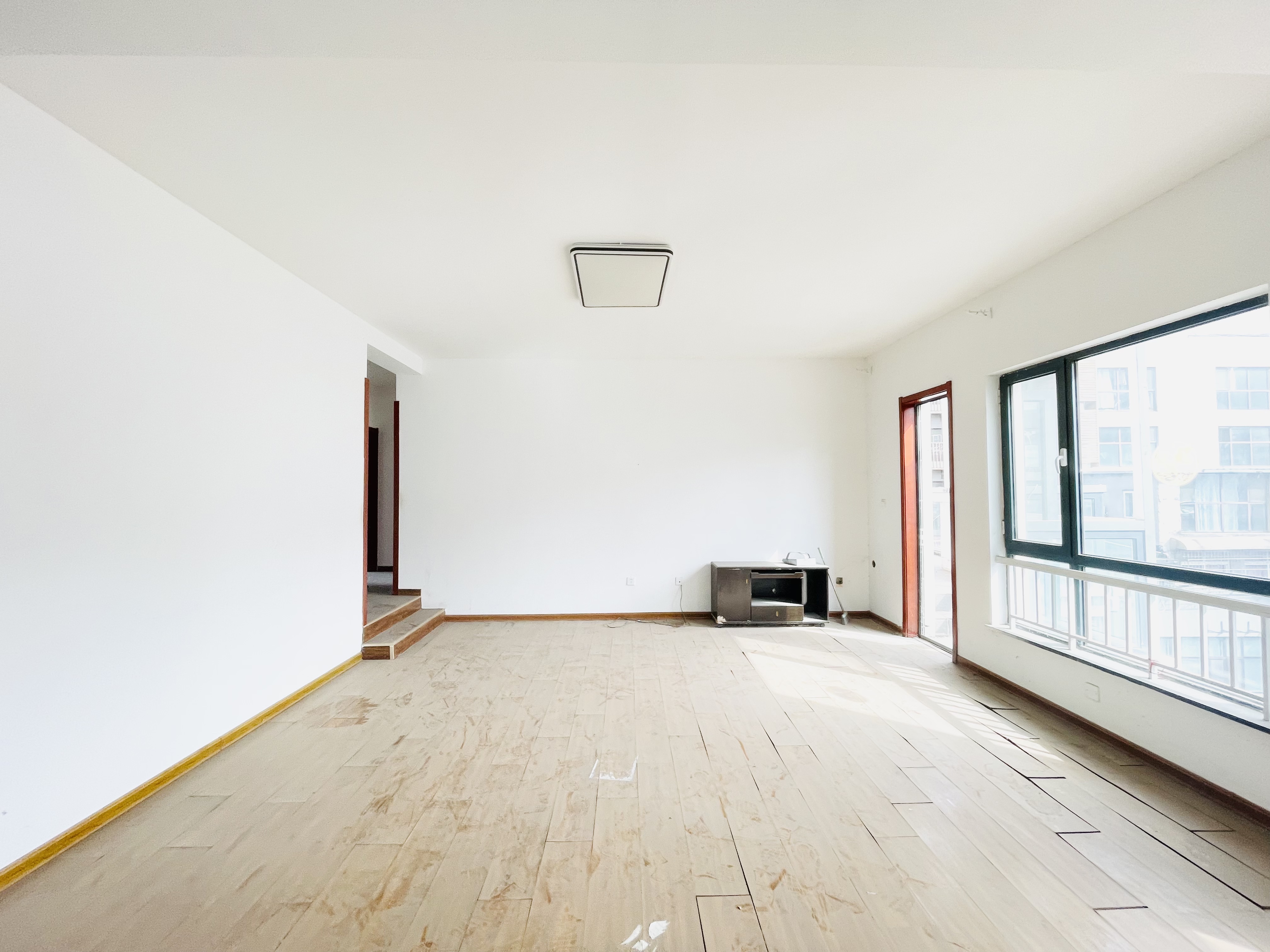  世通新生活家园  南北