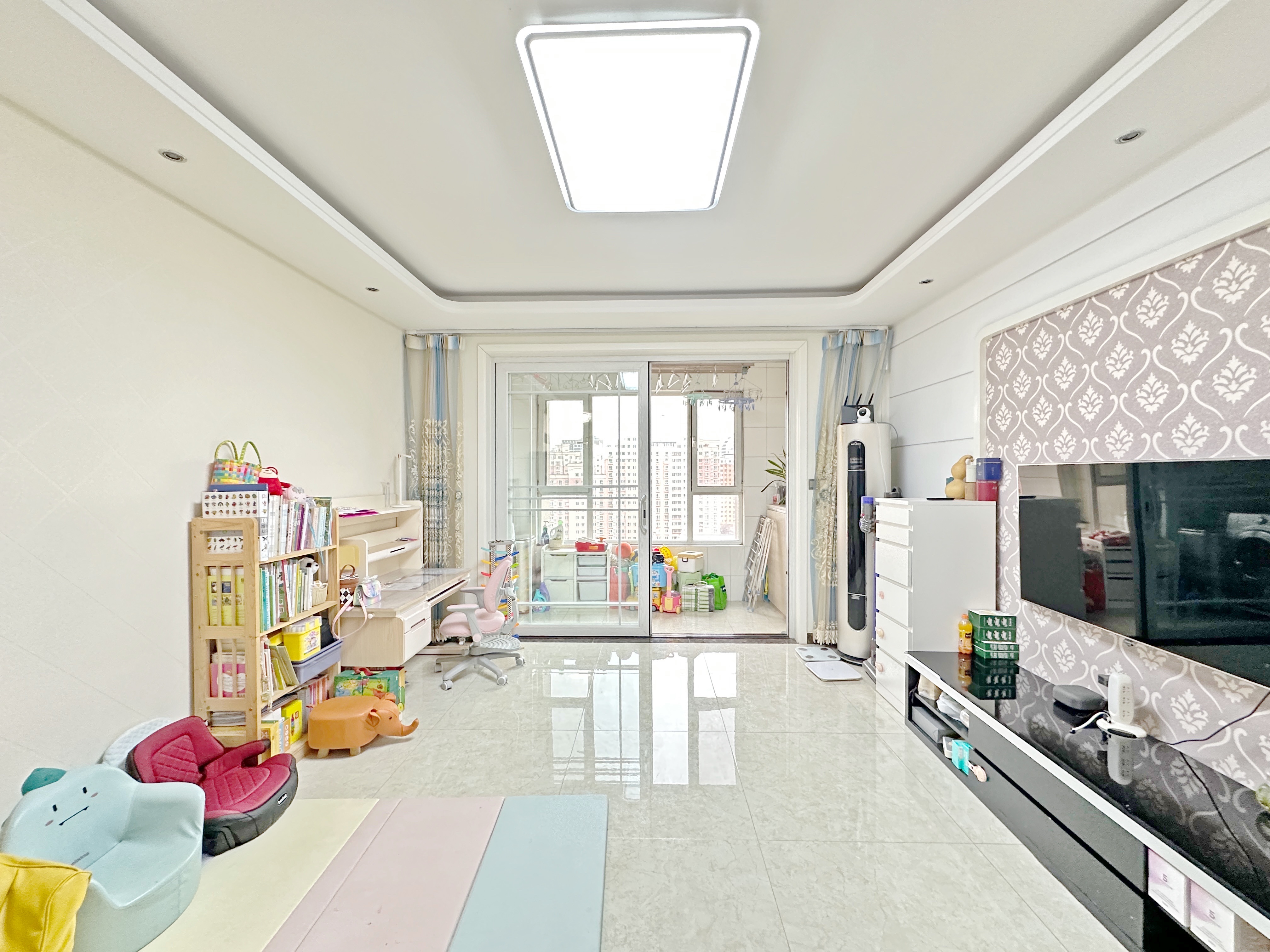 绿地新里卢浮公馆