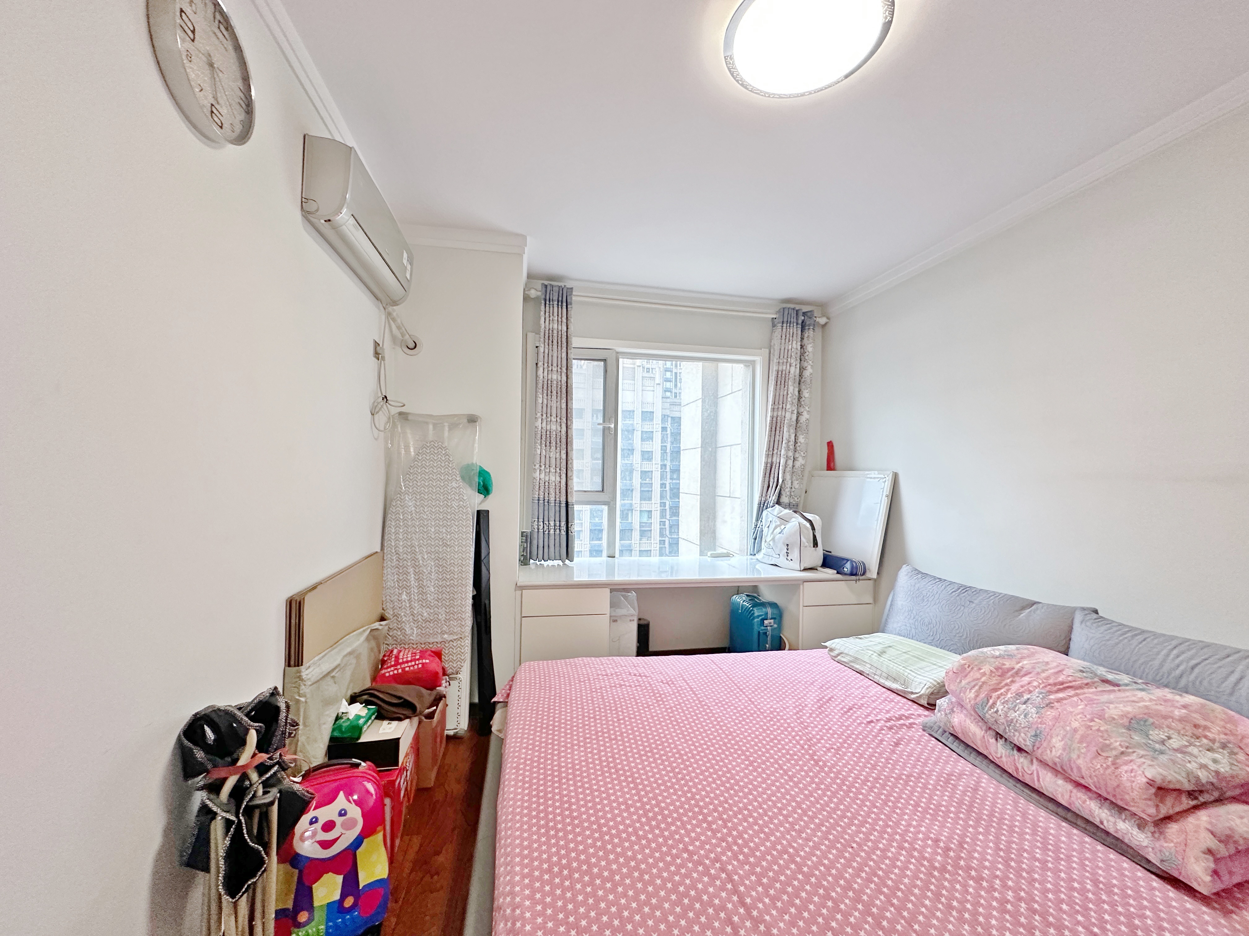 绿地新里卢浮公馆