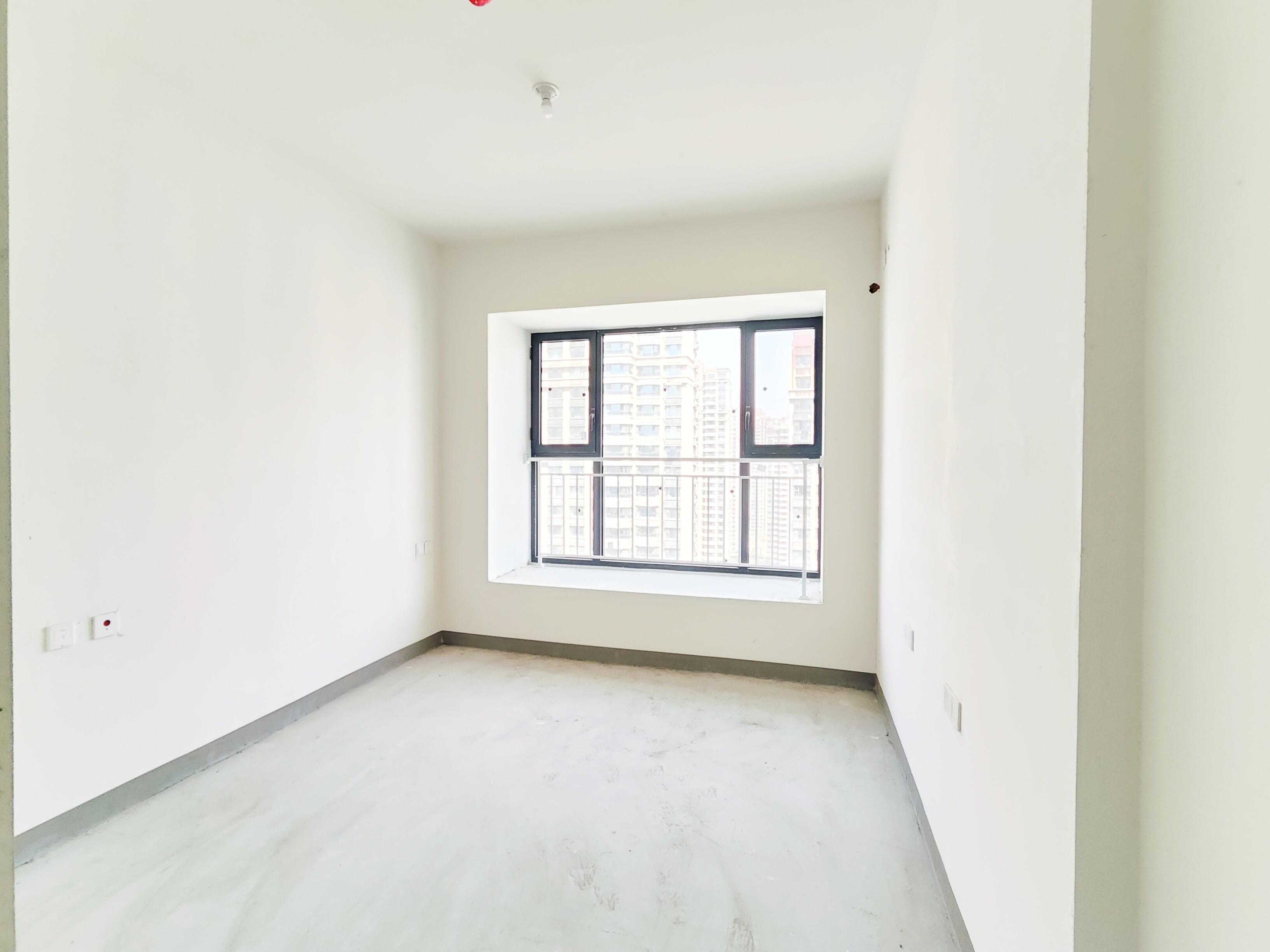 恒大滨河左岸公寓(临湖公馆花园)