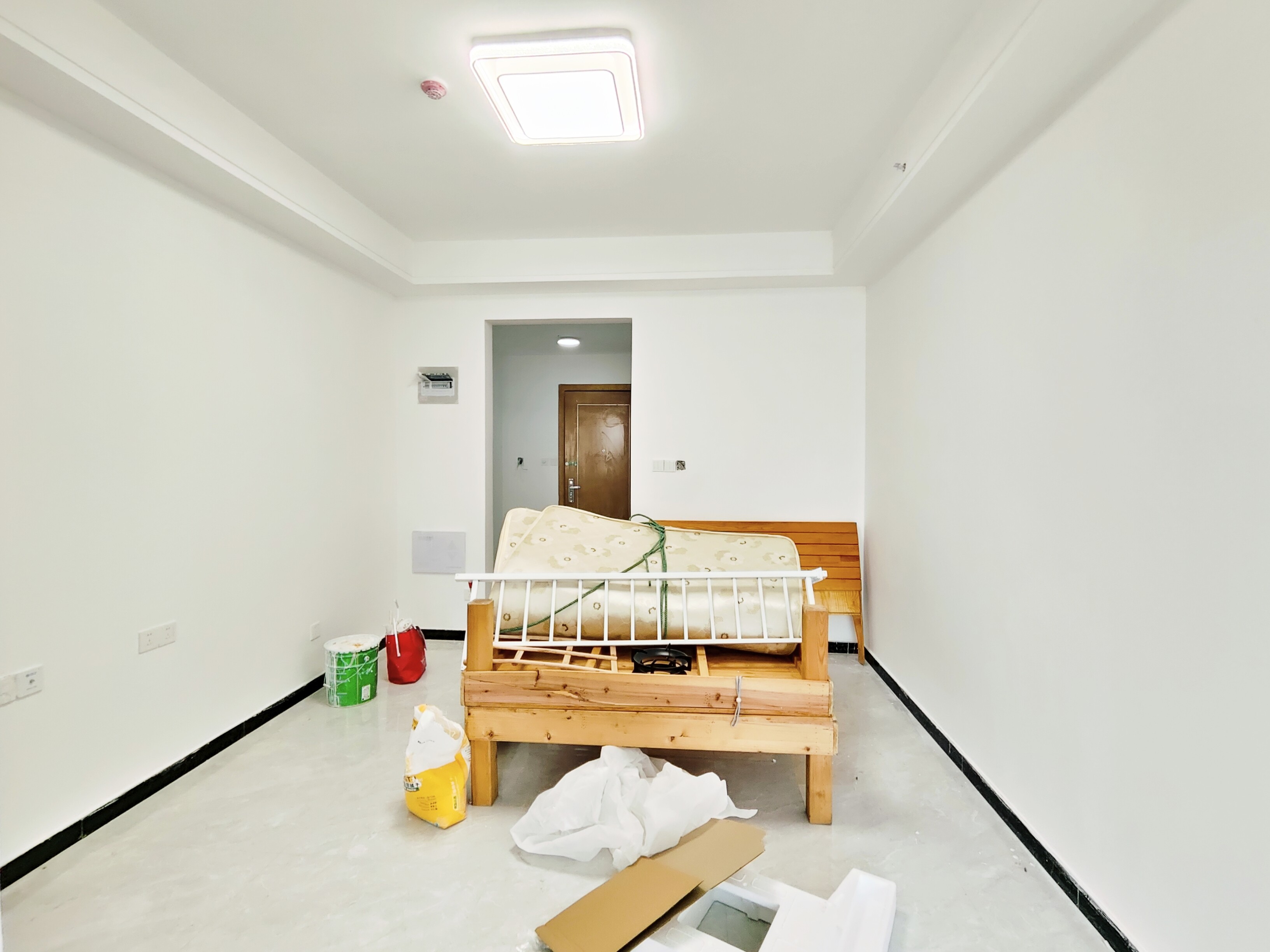 恒大滨河左岸公寓(临湖公馆花园)