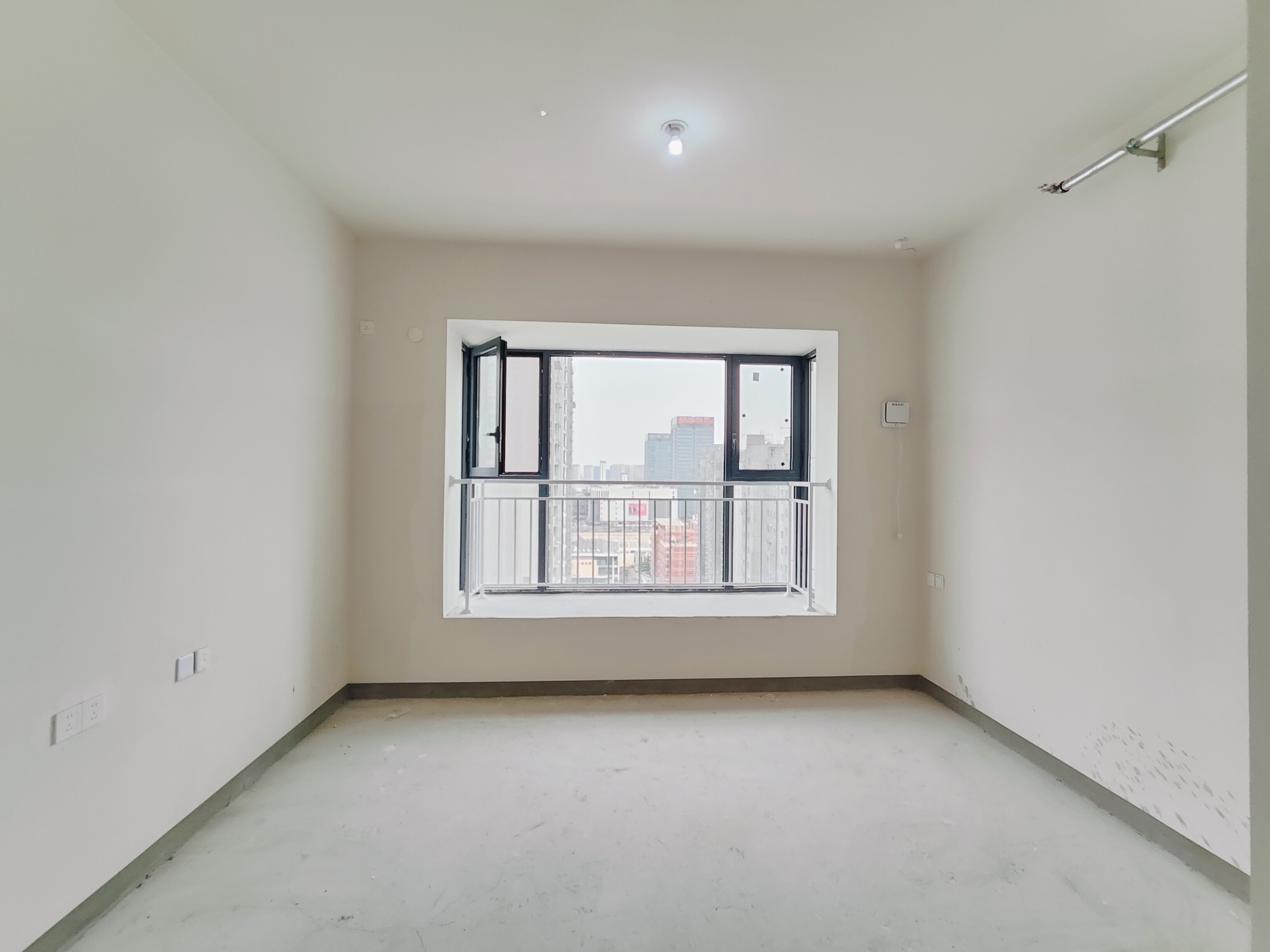 恒大滨河左岸公寓(临湖公馆花园)