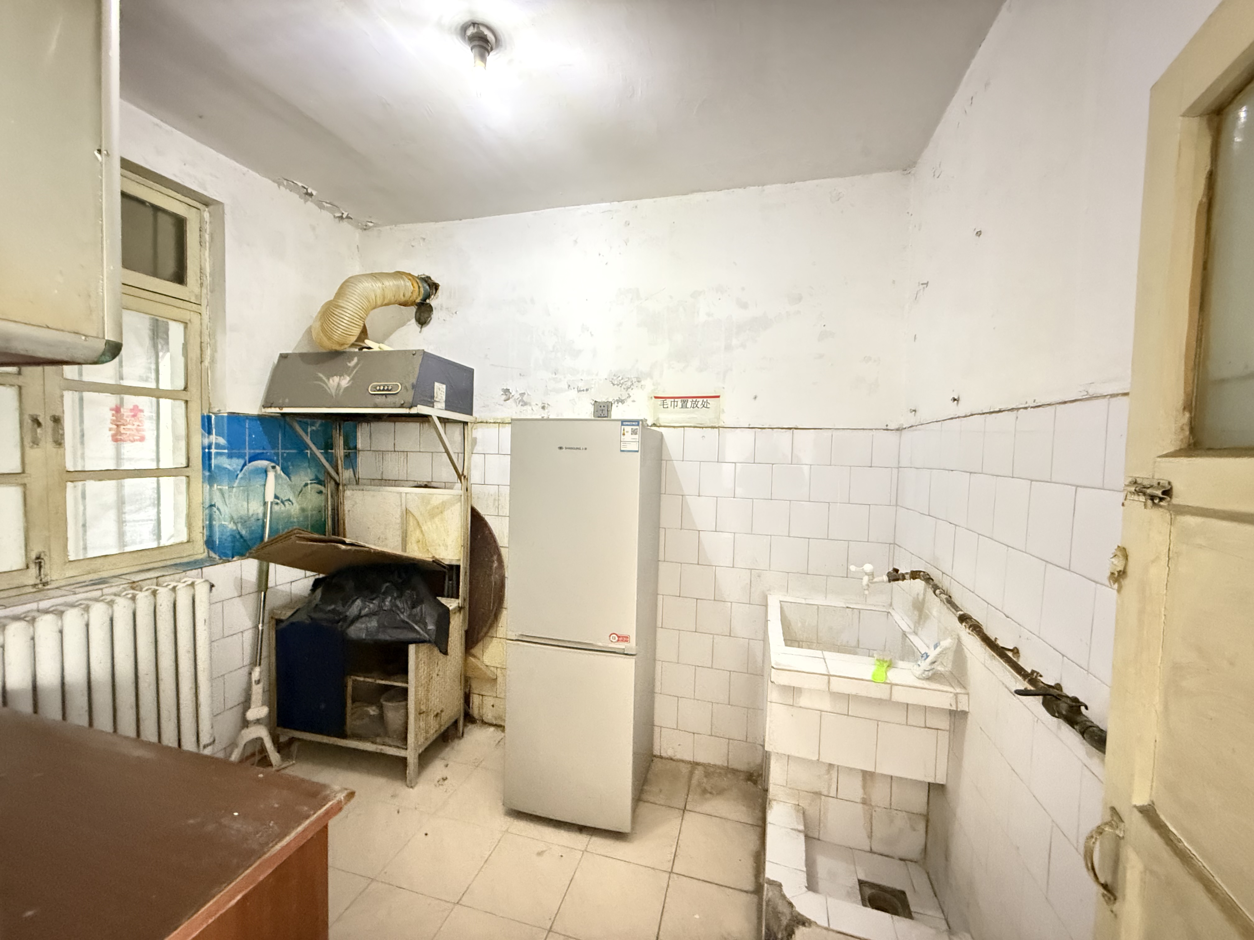 南券门巷小区(趵突泉南路16号)