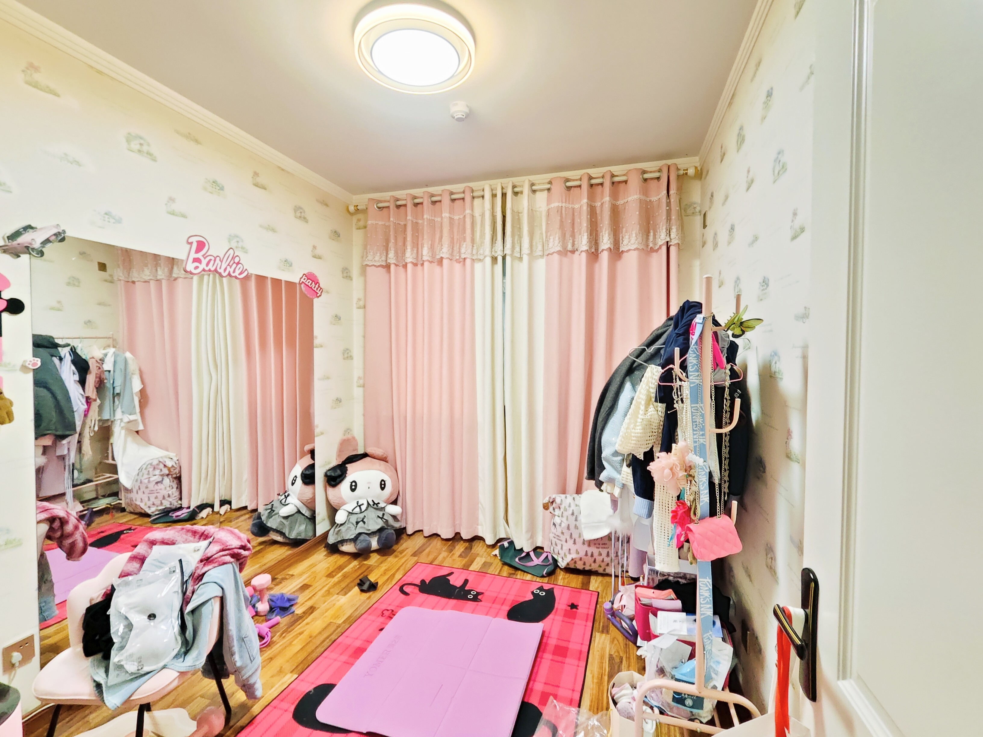 海尔云世界滟澜公馆花园