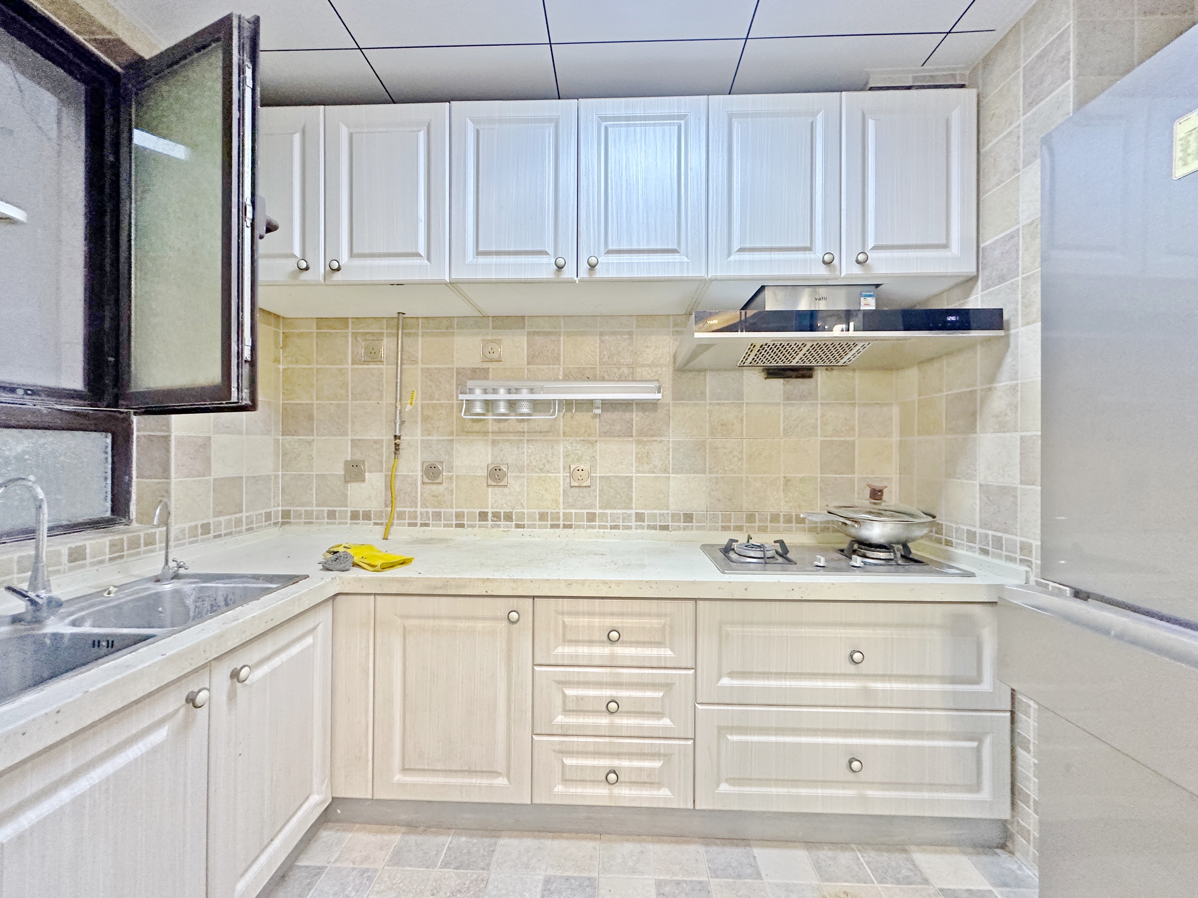 中海国际社区（御峰官邸B4）