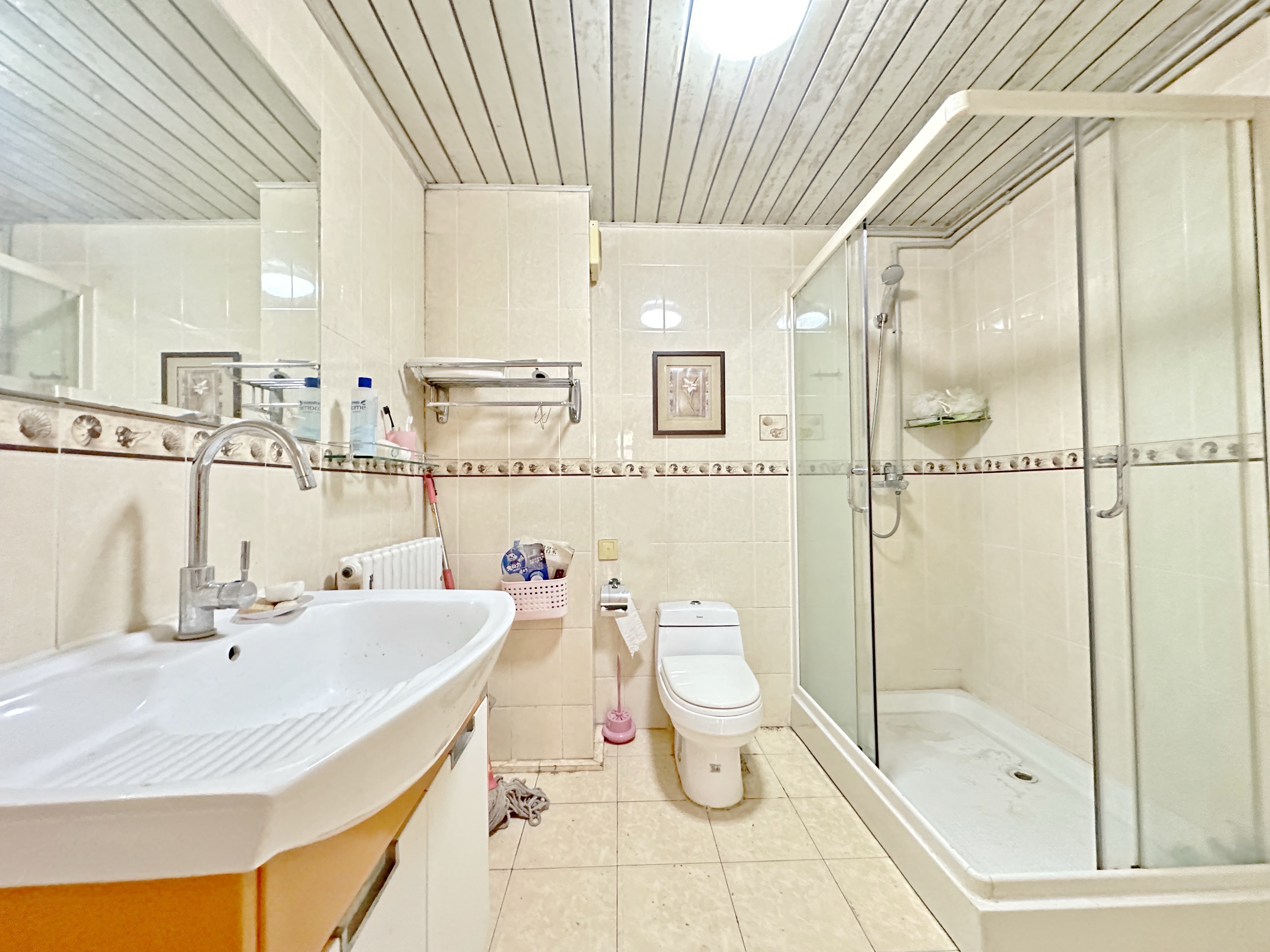 新世界阳光花园