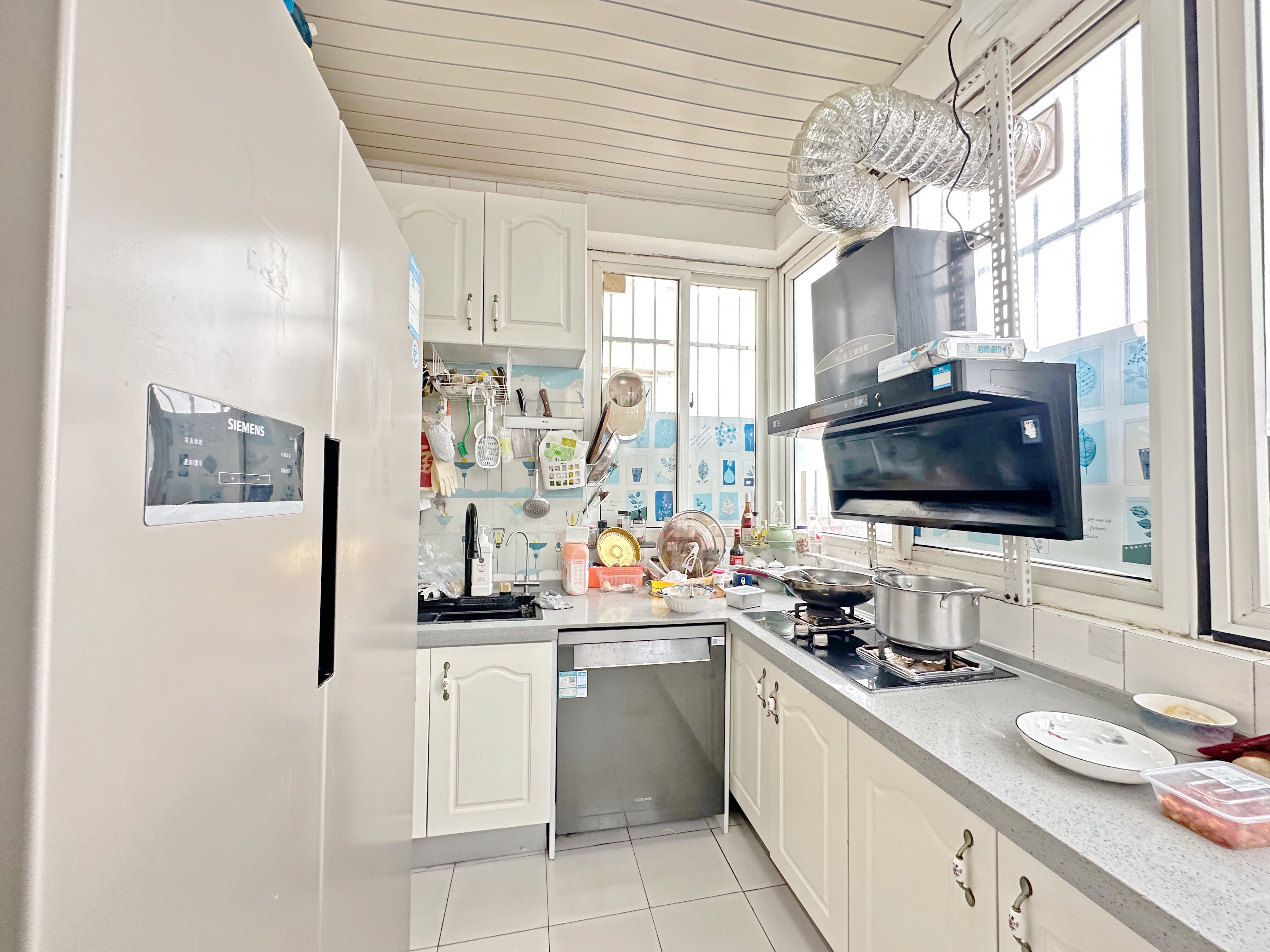 卧龙花园龙和苑