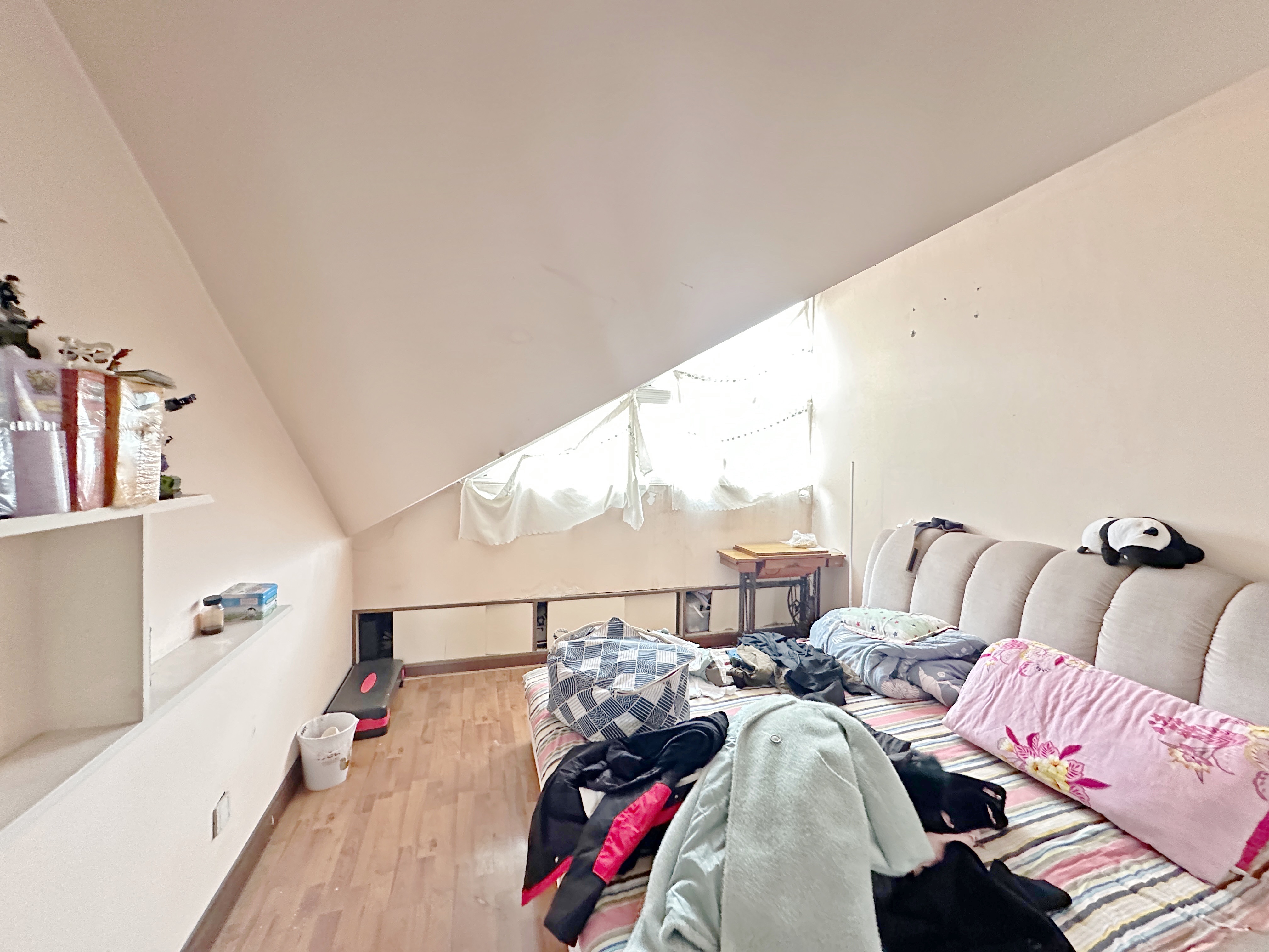 卧龙花园龙和苑