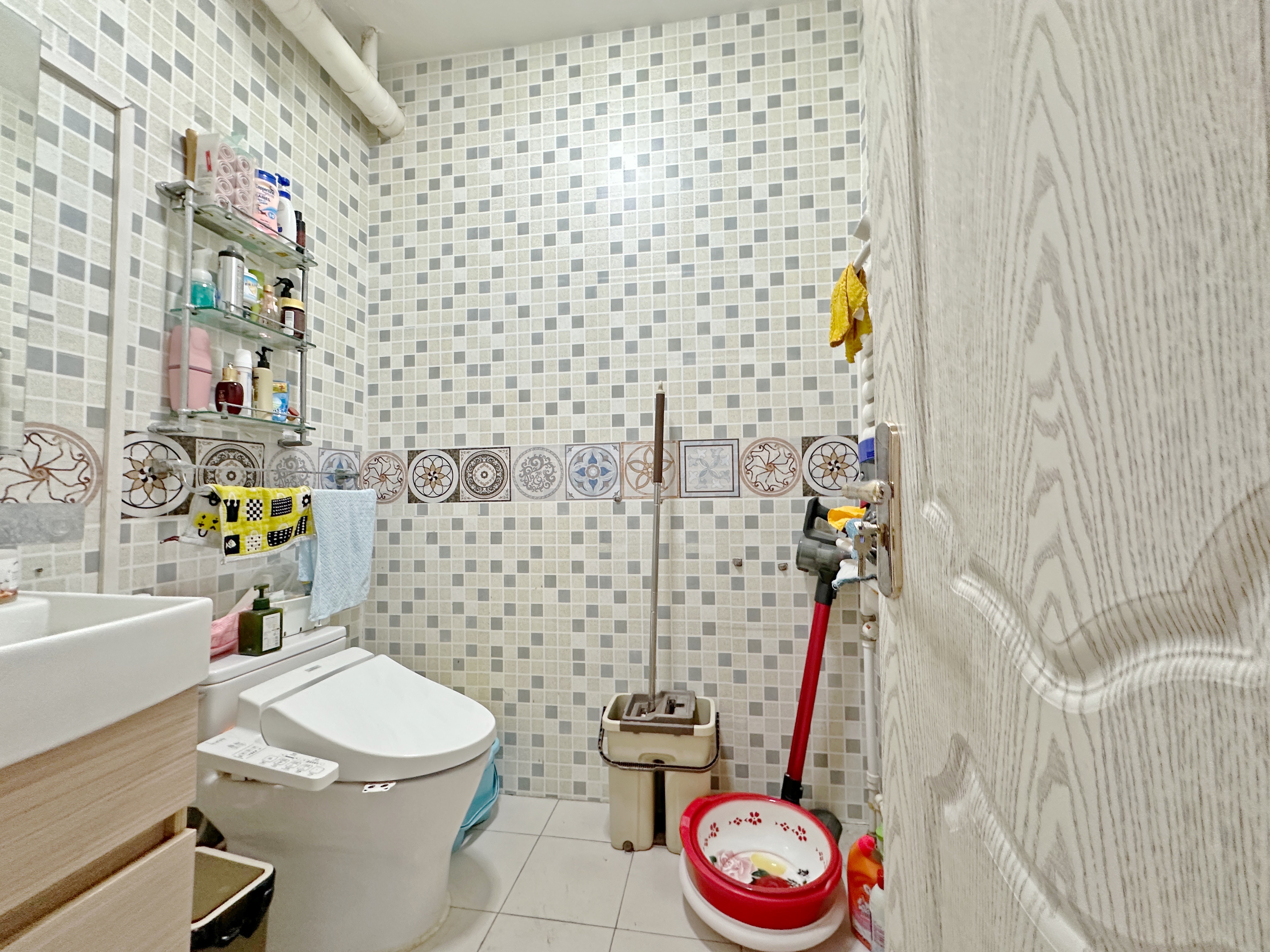 卧龙花园龙和苑