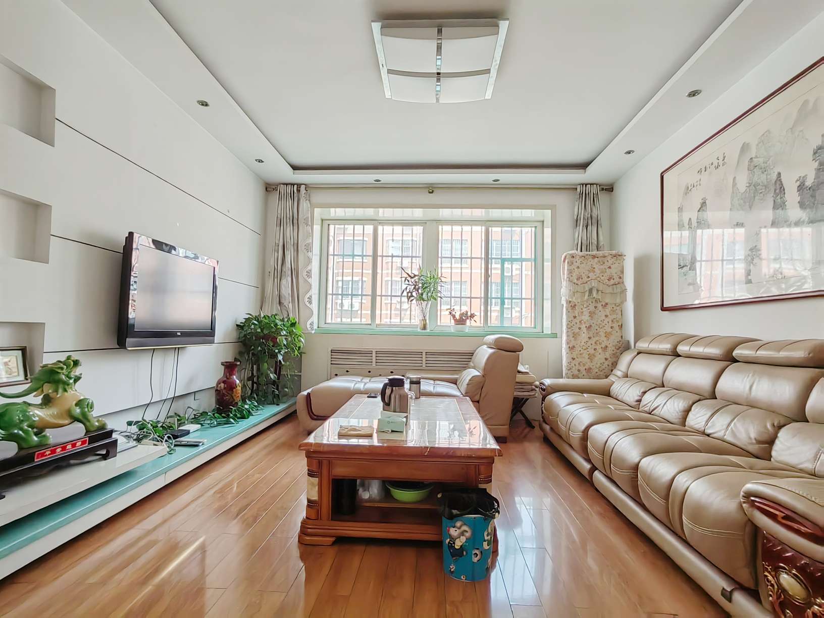  东山花园小区二区 南北