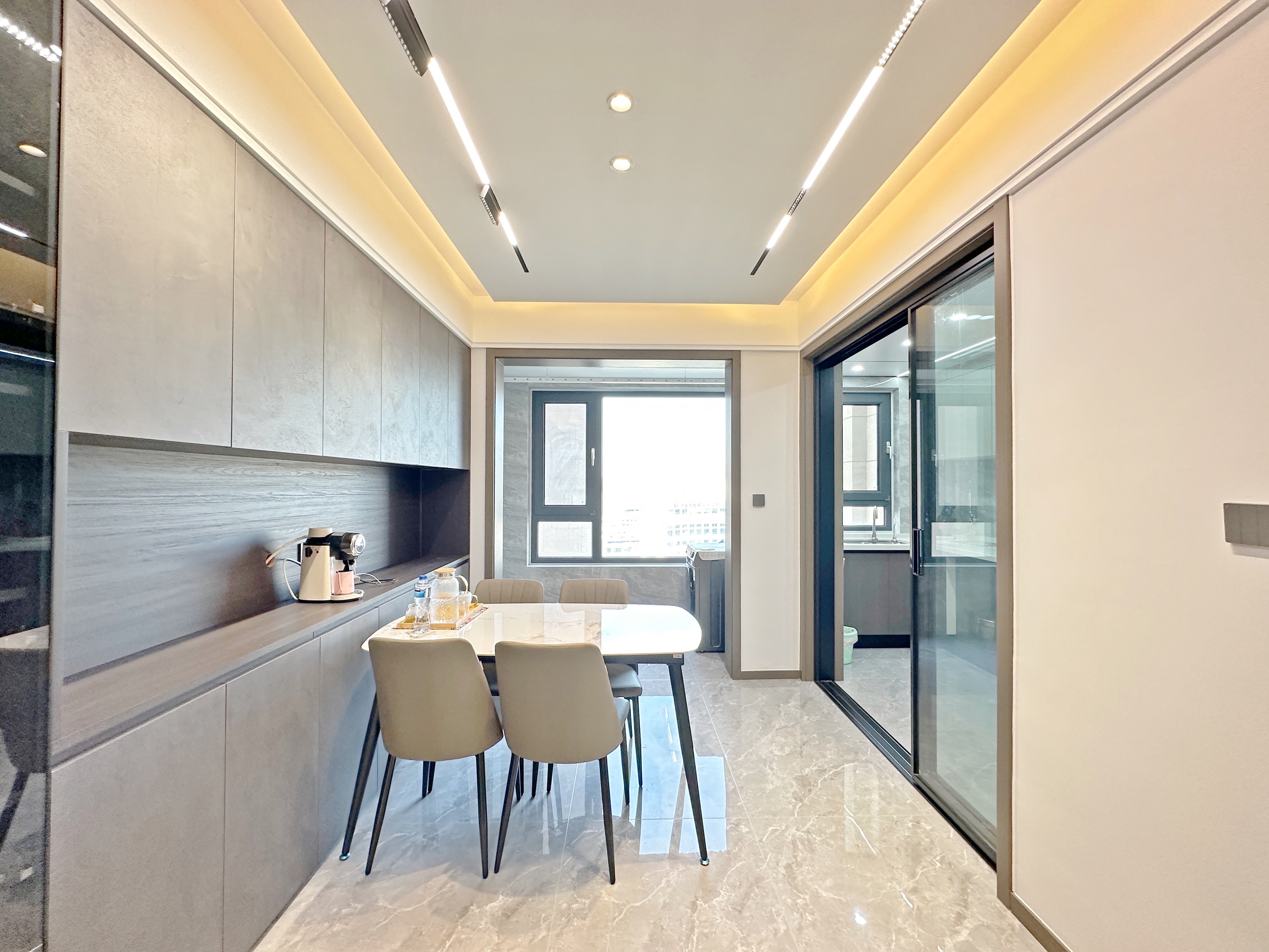 绿地新里卢浮公馆