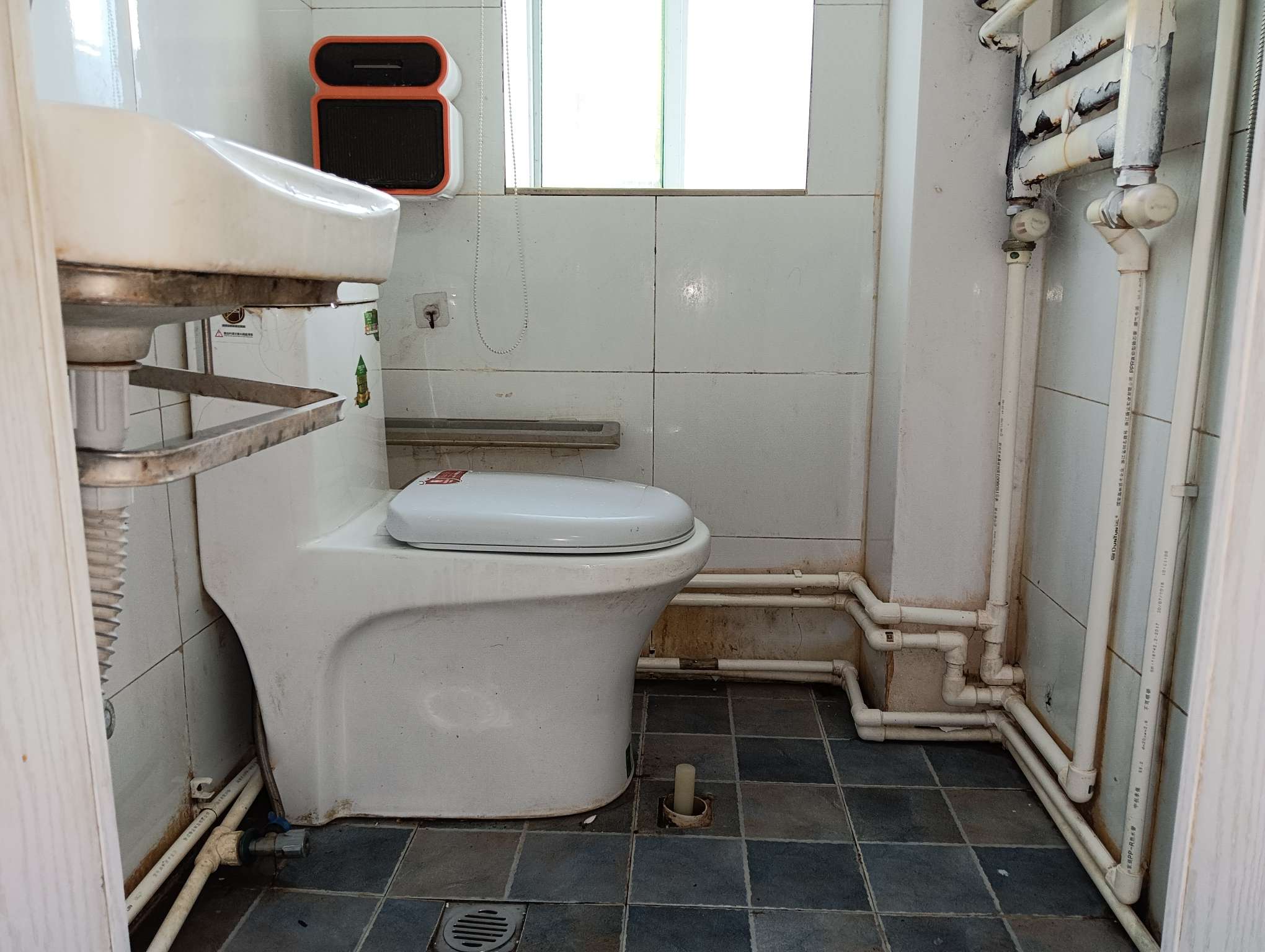 纬一路单位宿舍