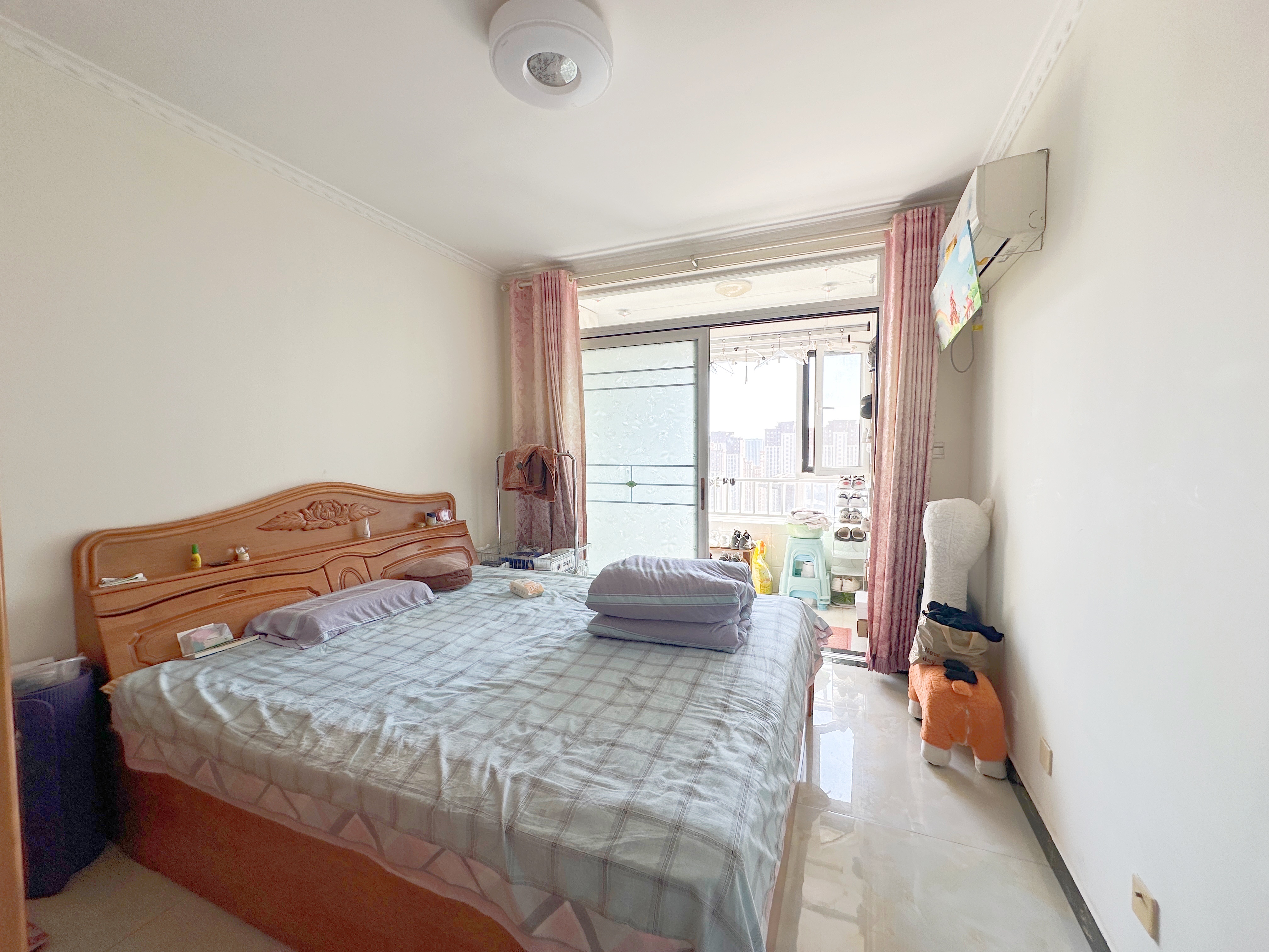 绿地新里梵尔赛公馆