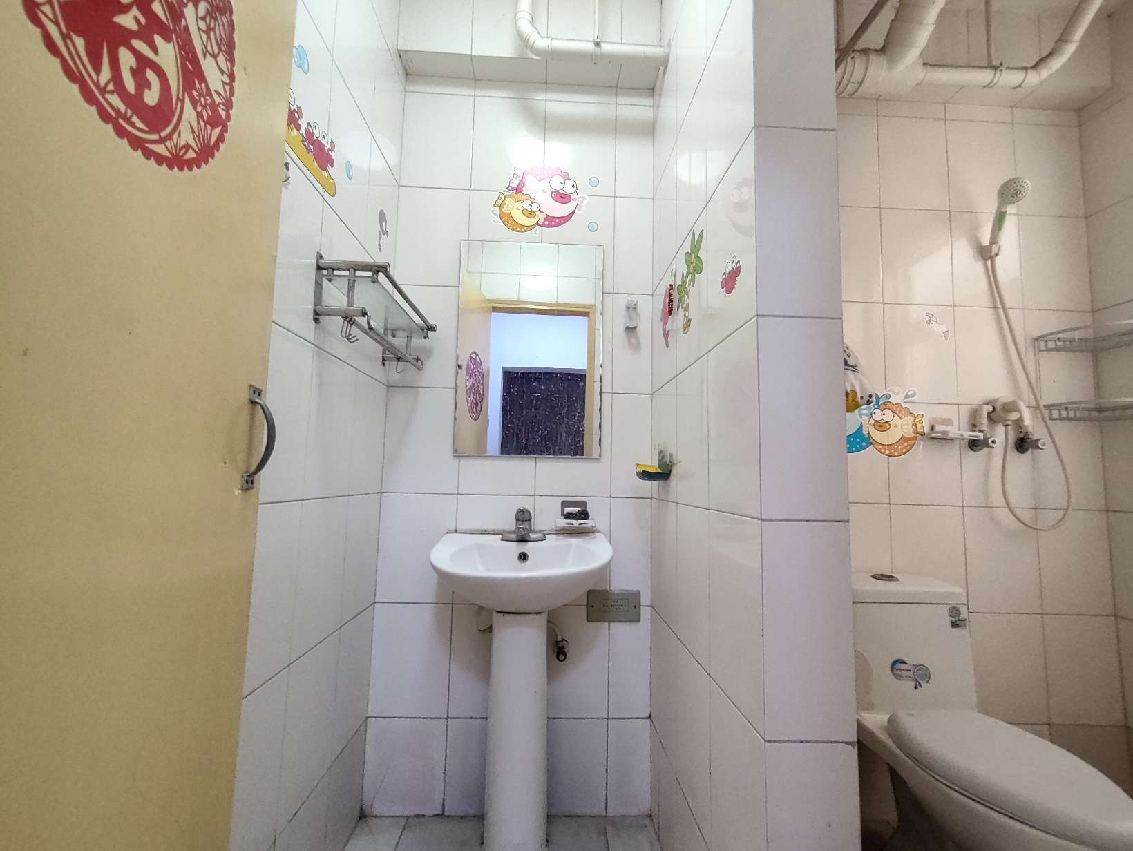 官扎营新区