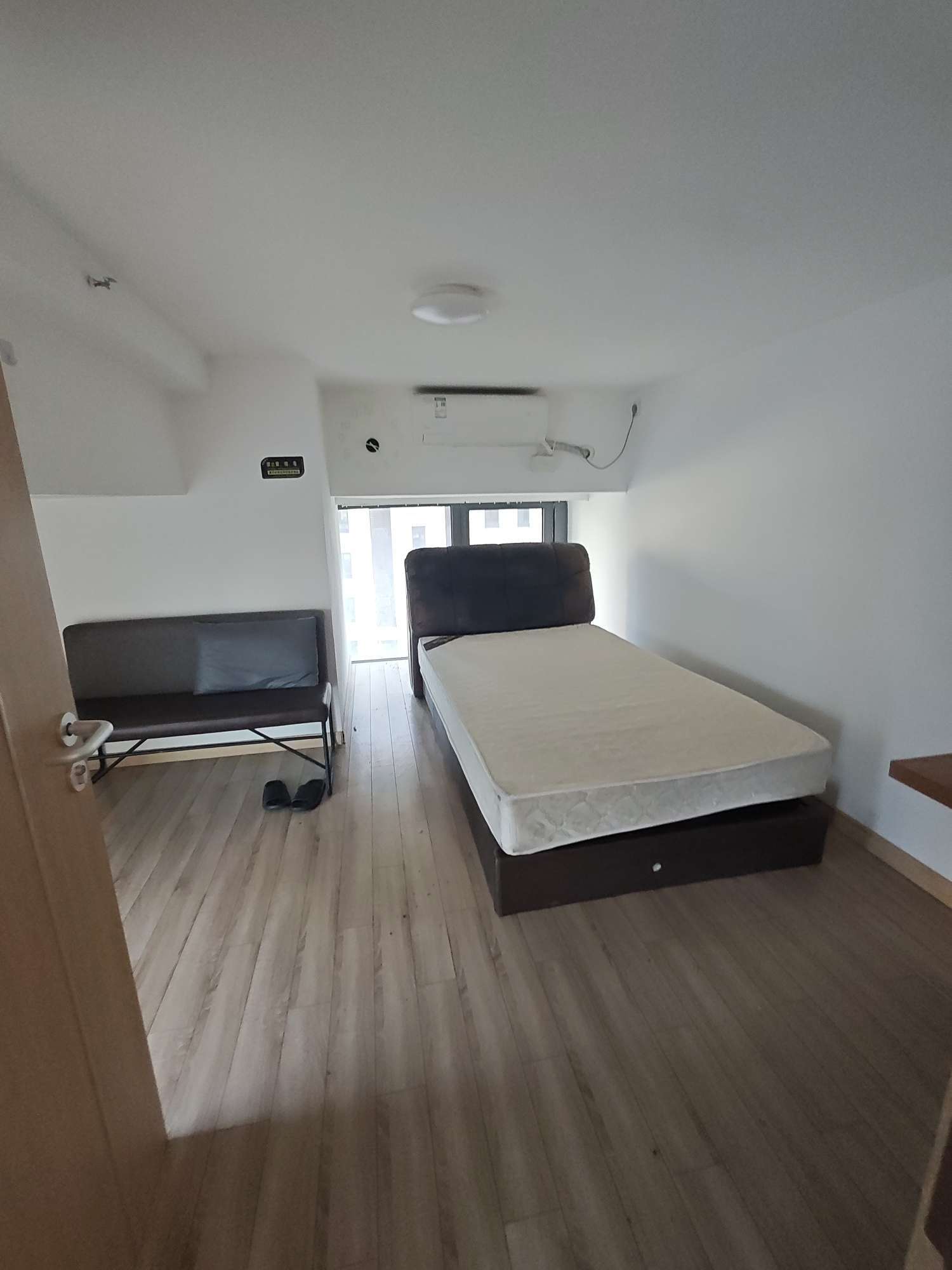 万科大都会万公馆