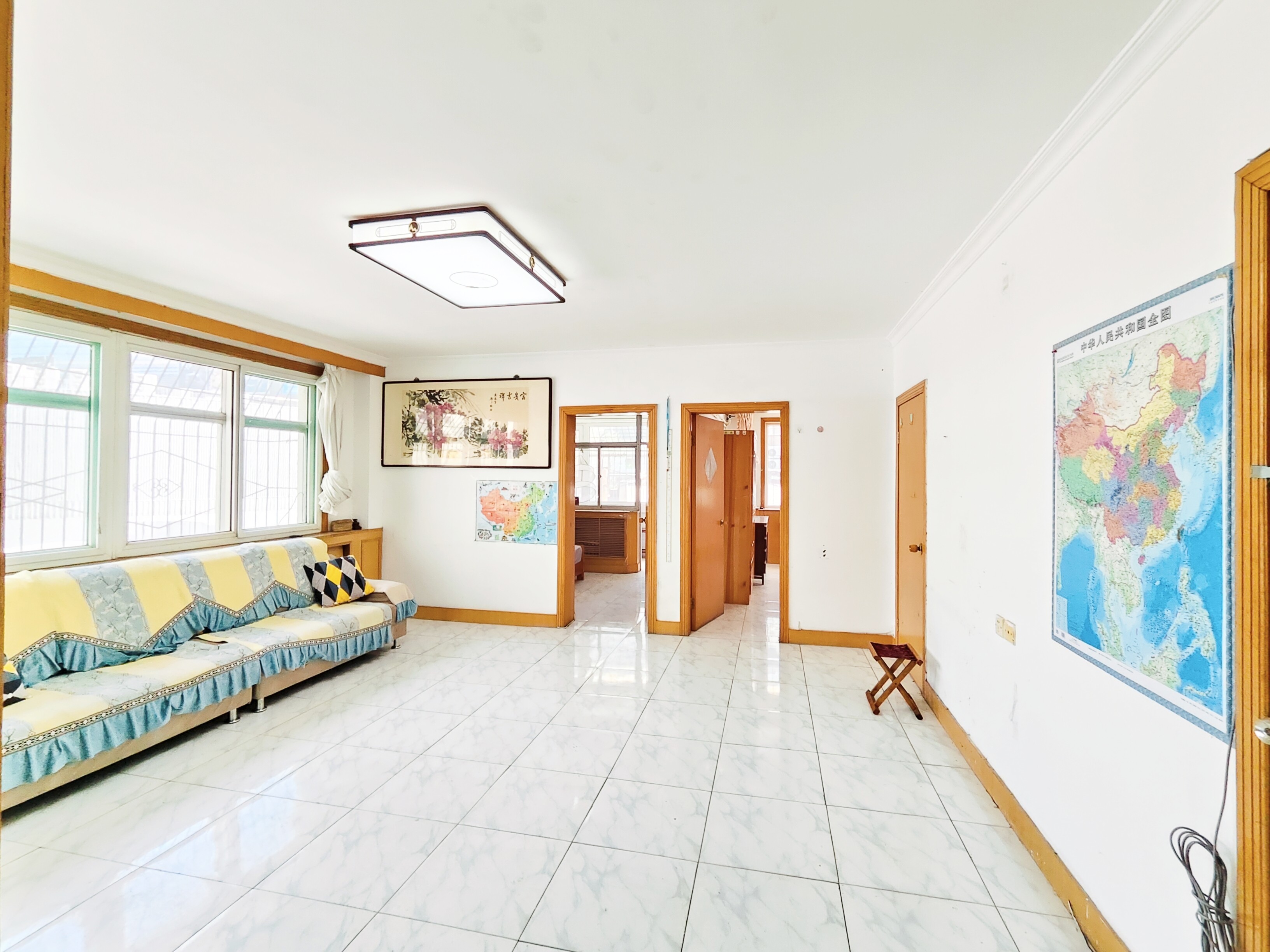 洪家楼西路82号