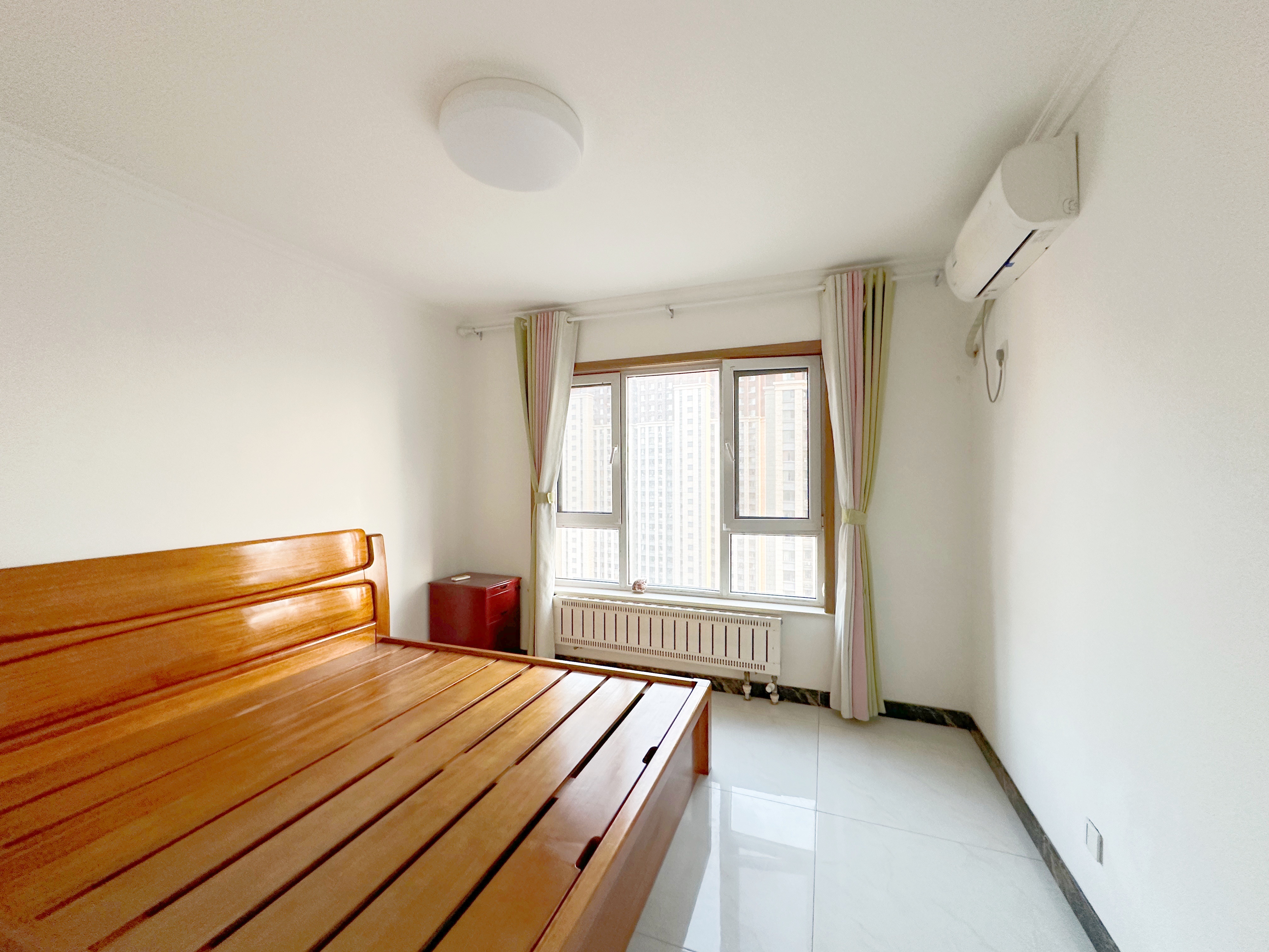 绿地新里梵尔赛公馆