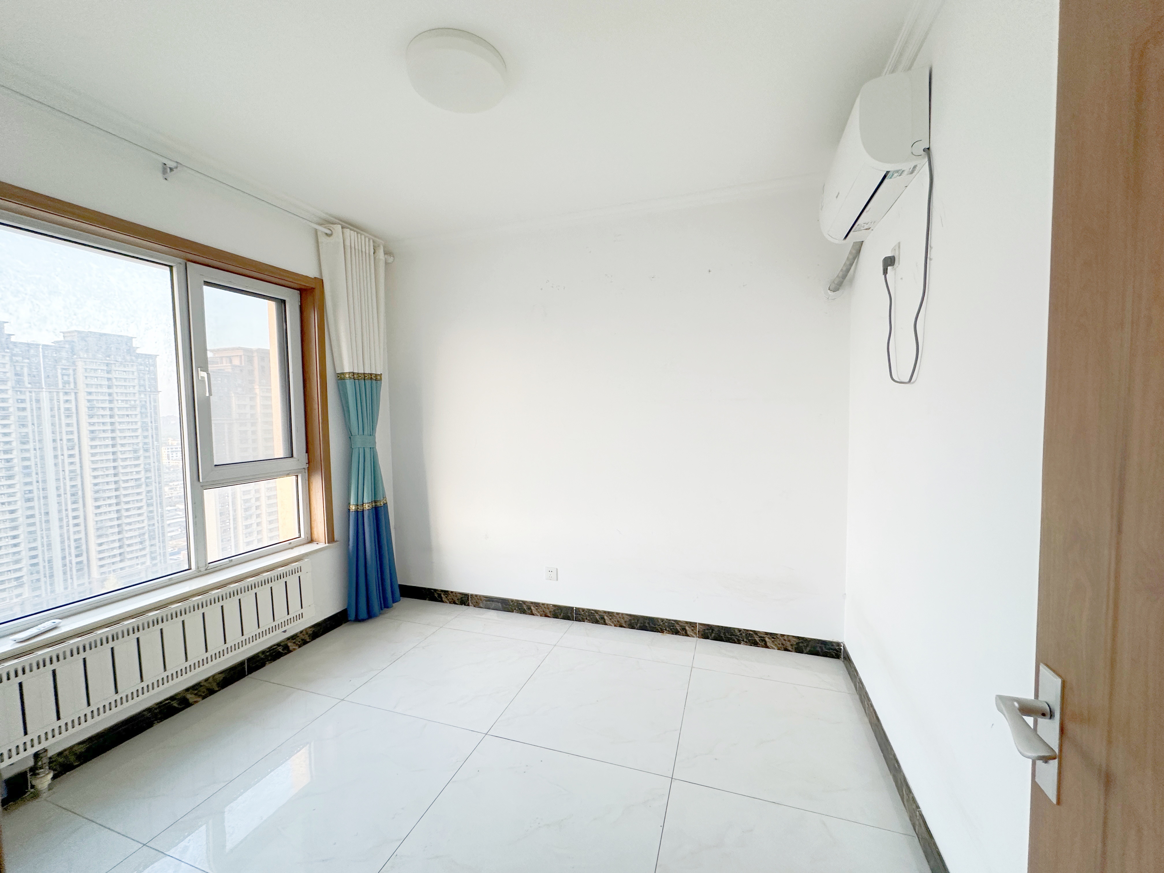 绿地新里梵尔赛公馆