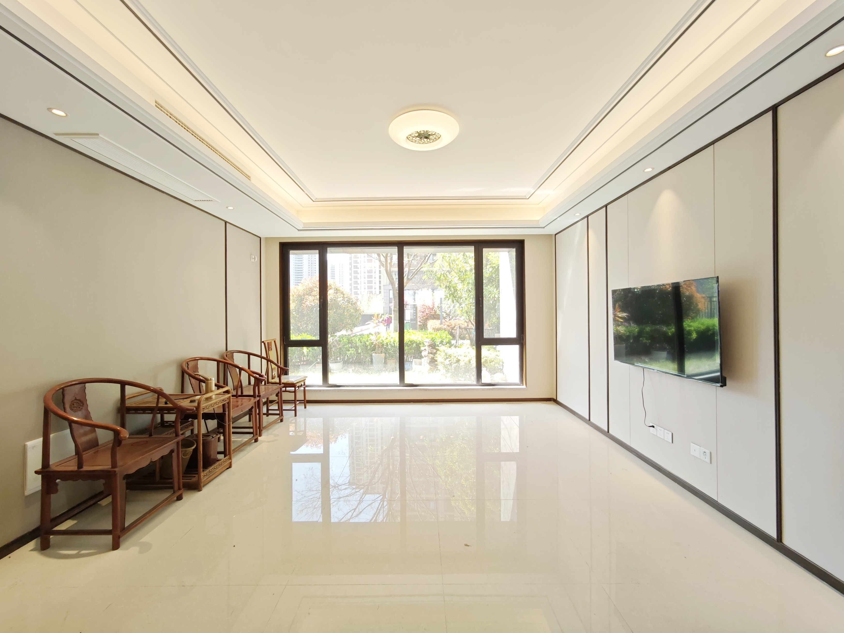  融创文旅城紫檀园 南北