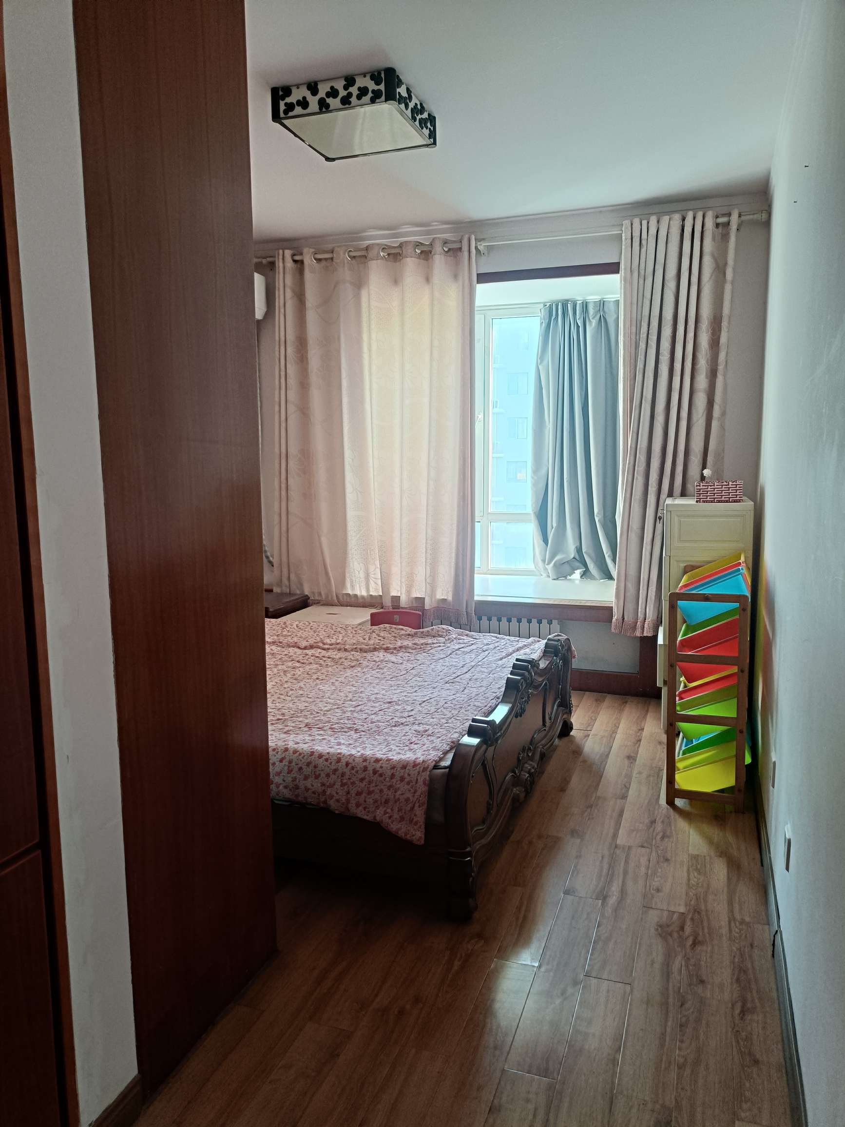 港基滨河华庭