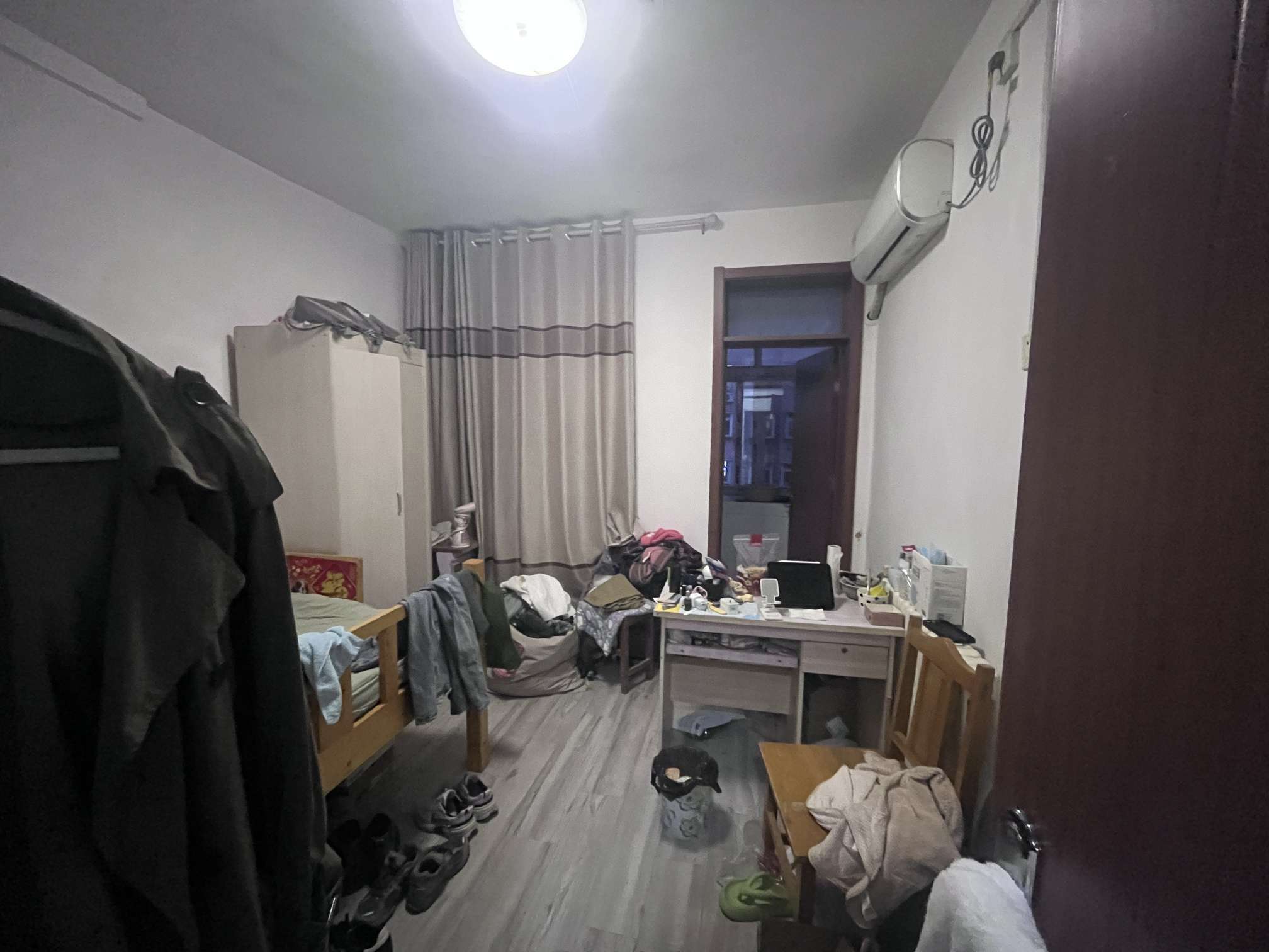 
							山大南路75、77号院