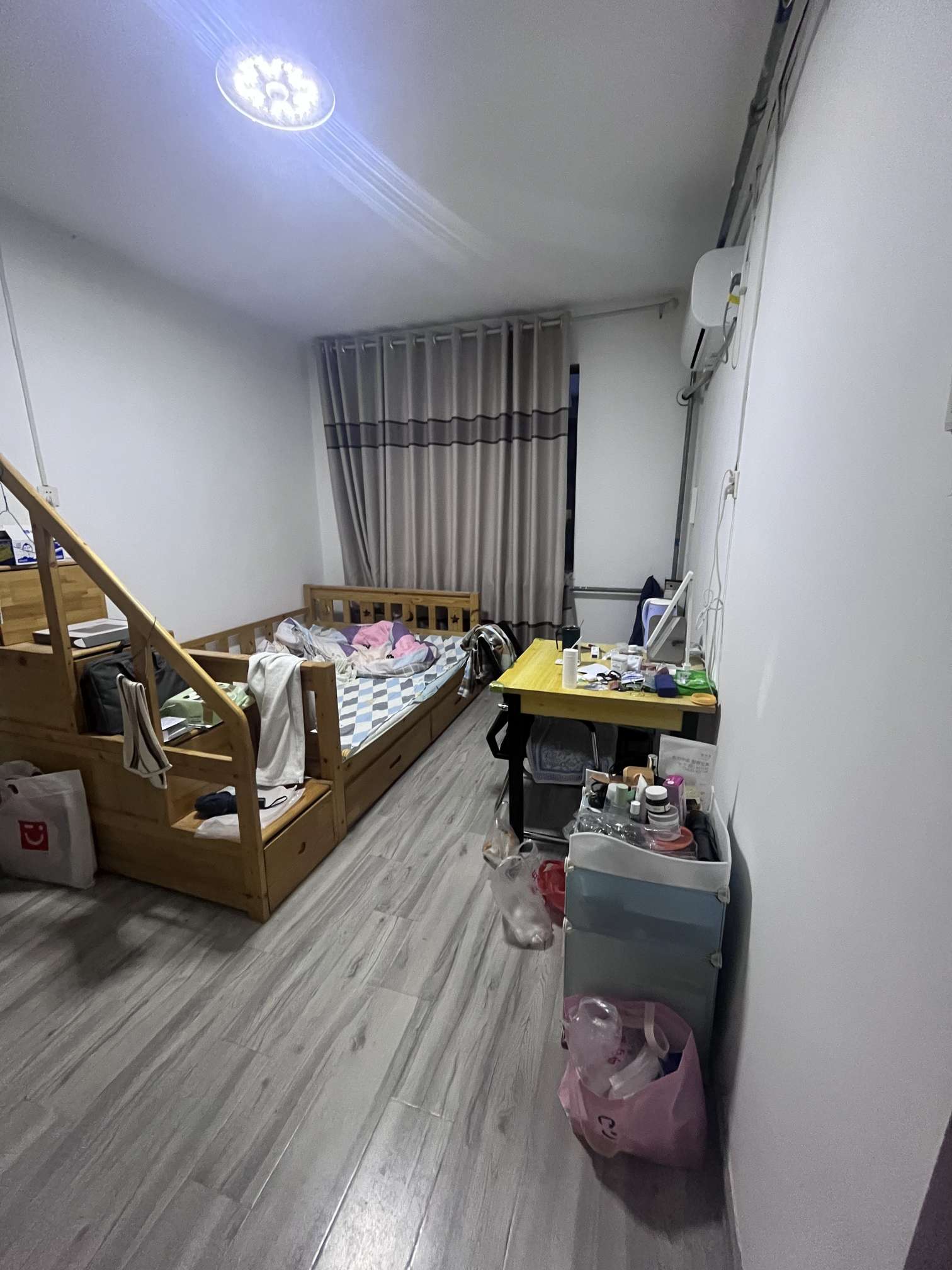
							山大南路75、77号院