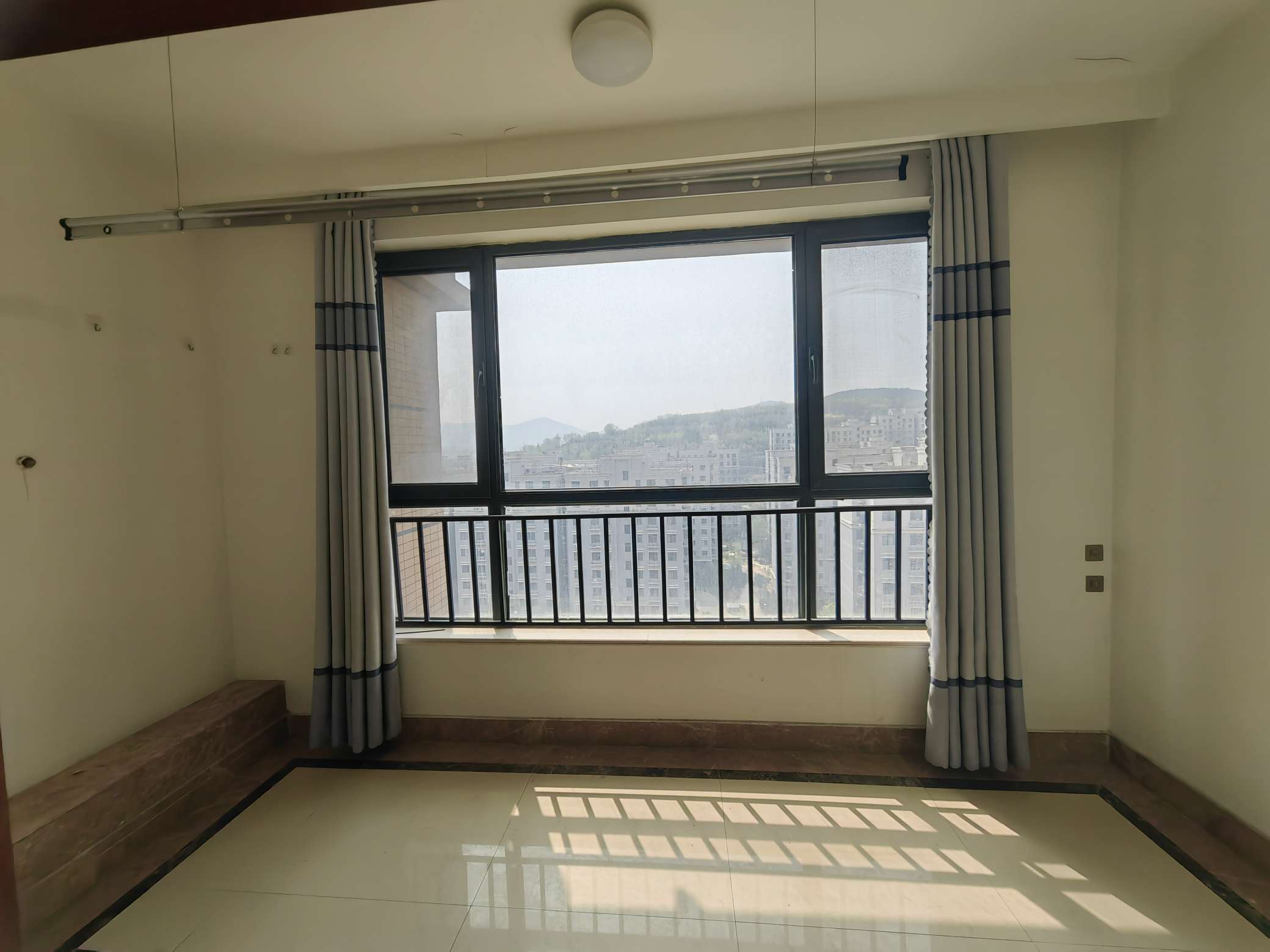 中海奥龙观邸