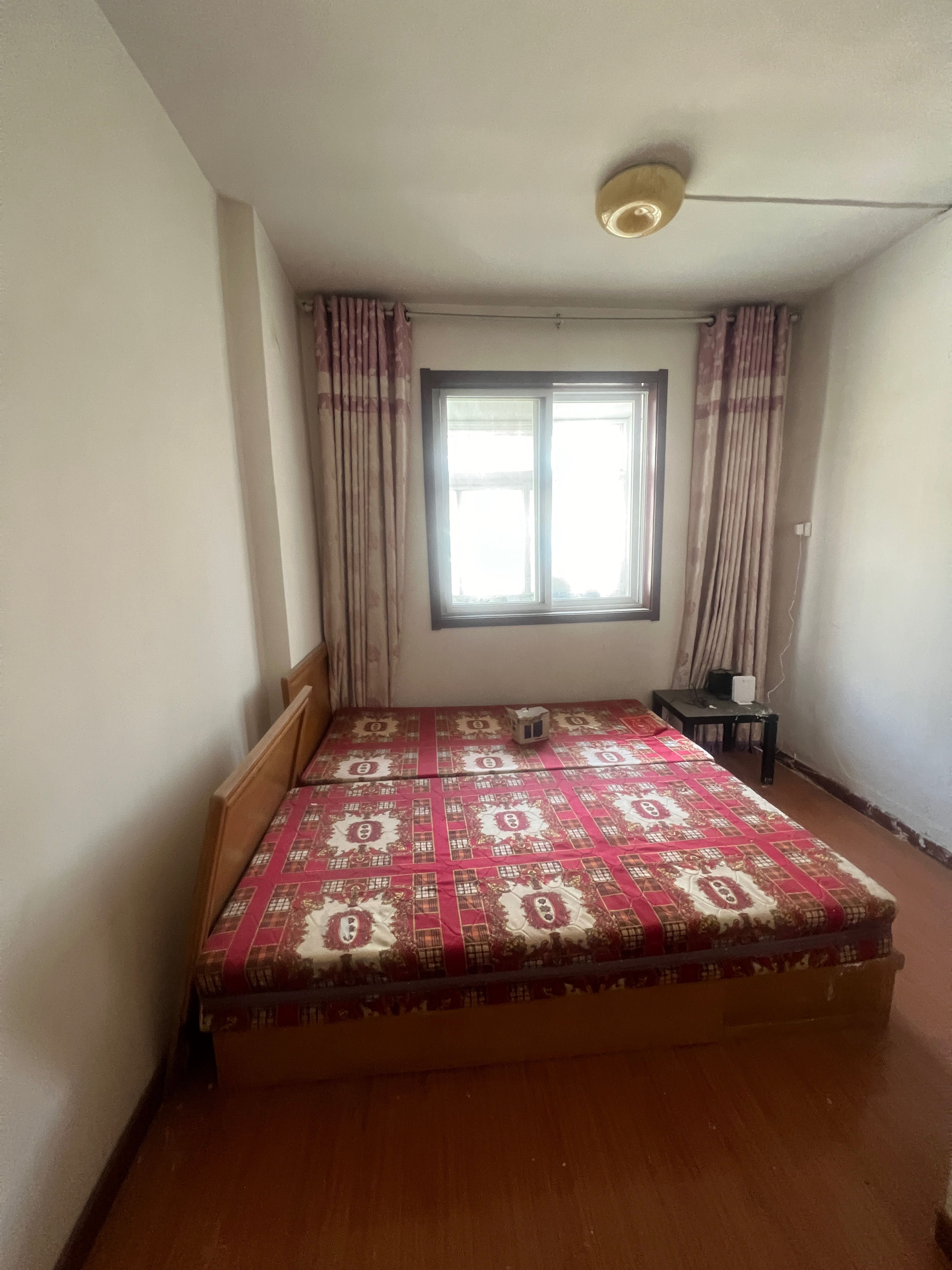 经一路单位宿舍