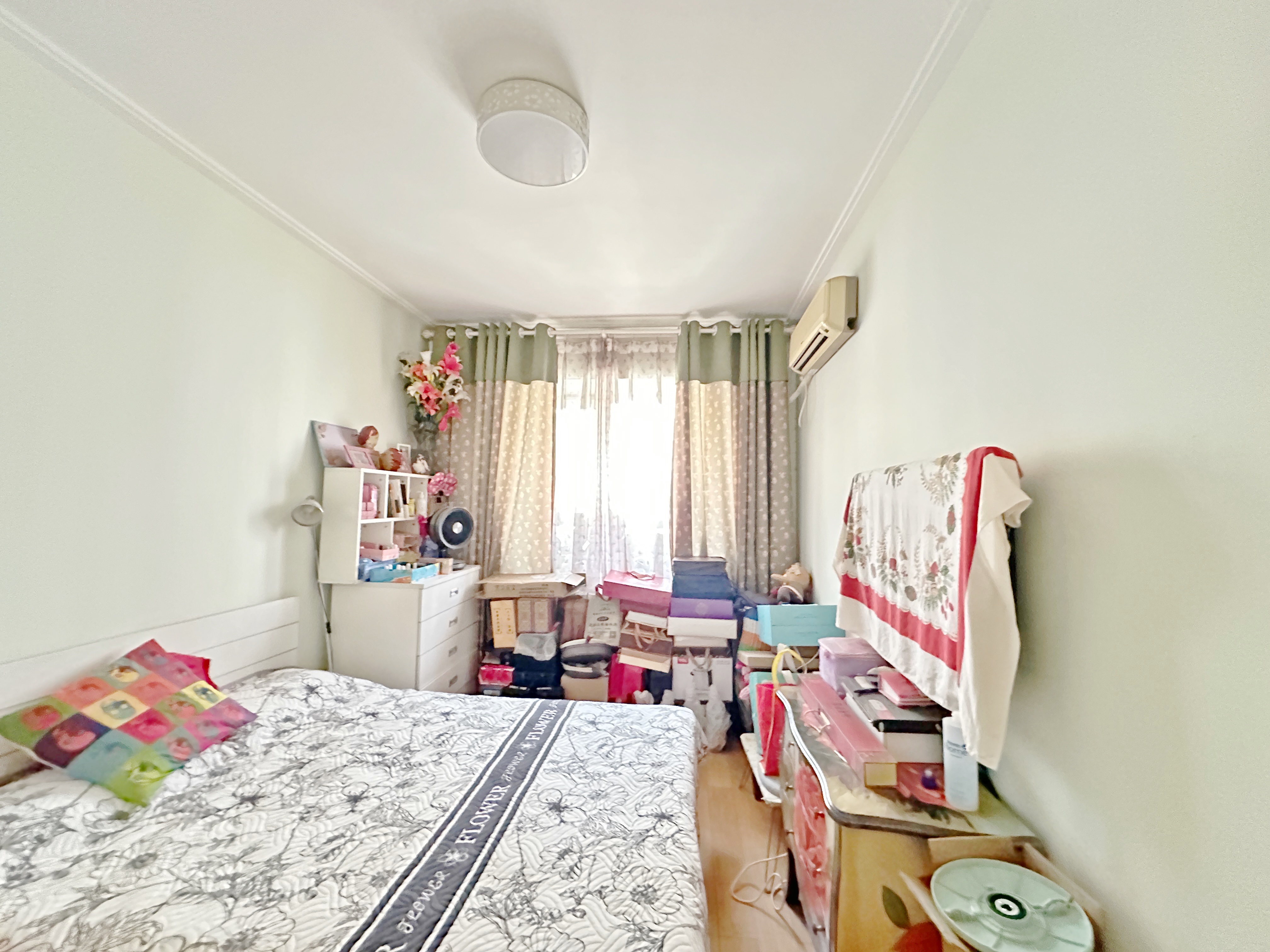 卧龙花园龙泰苑