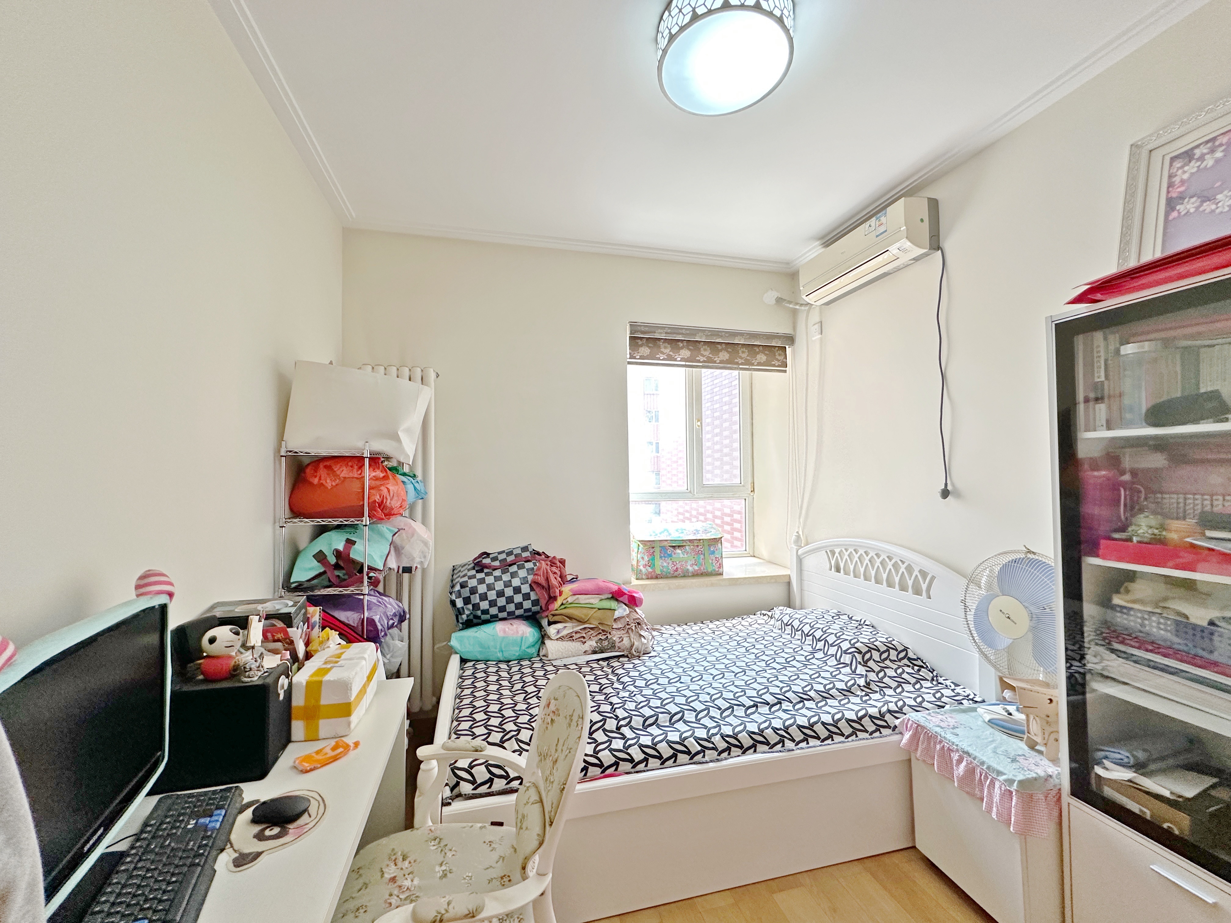 卧龙花园龙泰苑