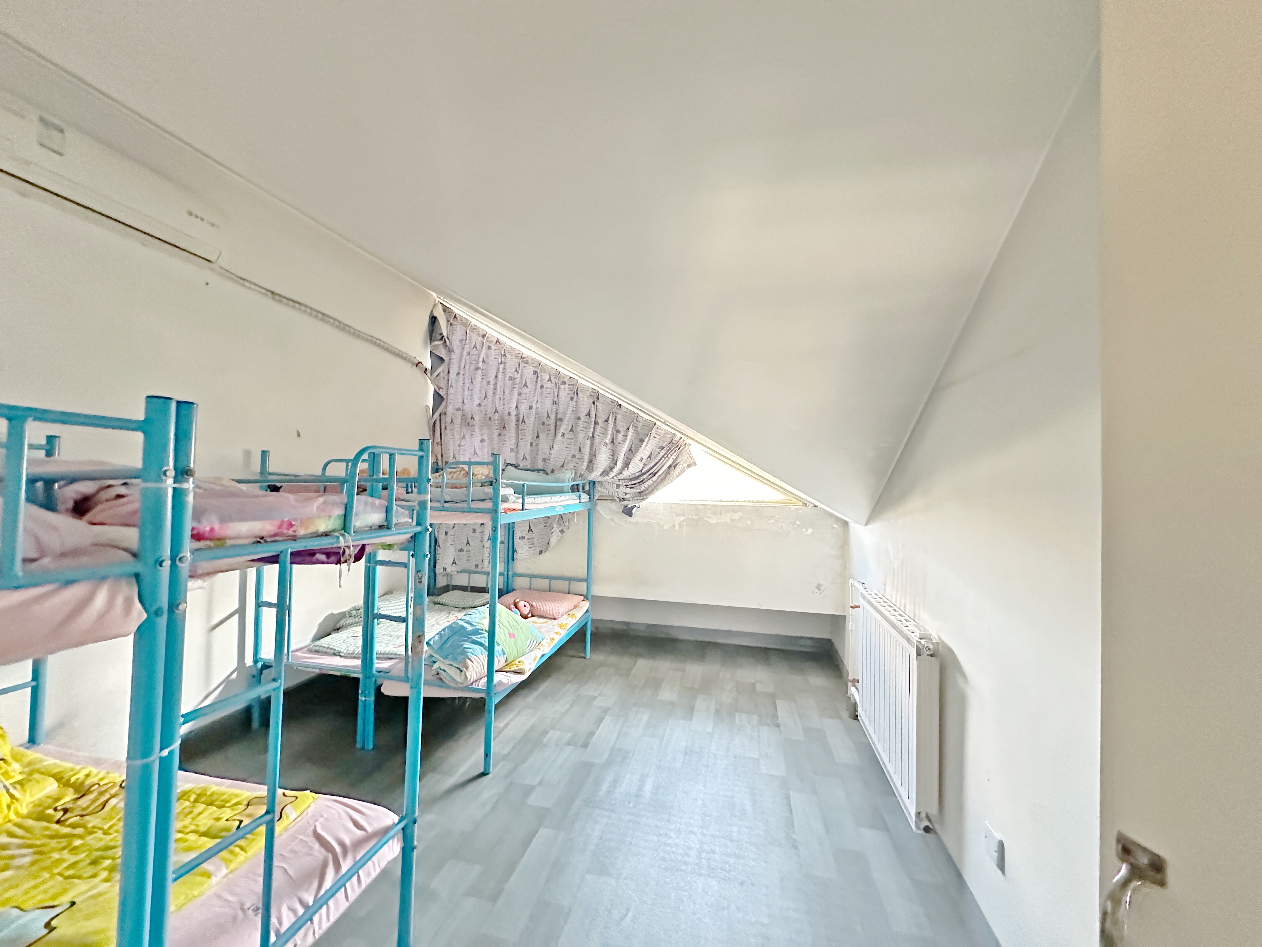 卧龙花园龙和苑