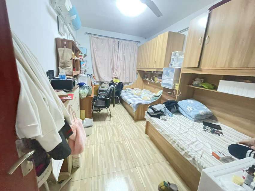 山师教工三宿舍