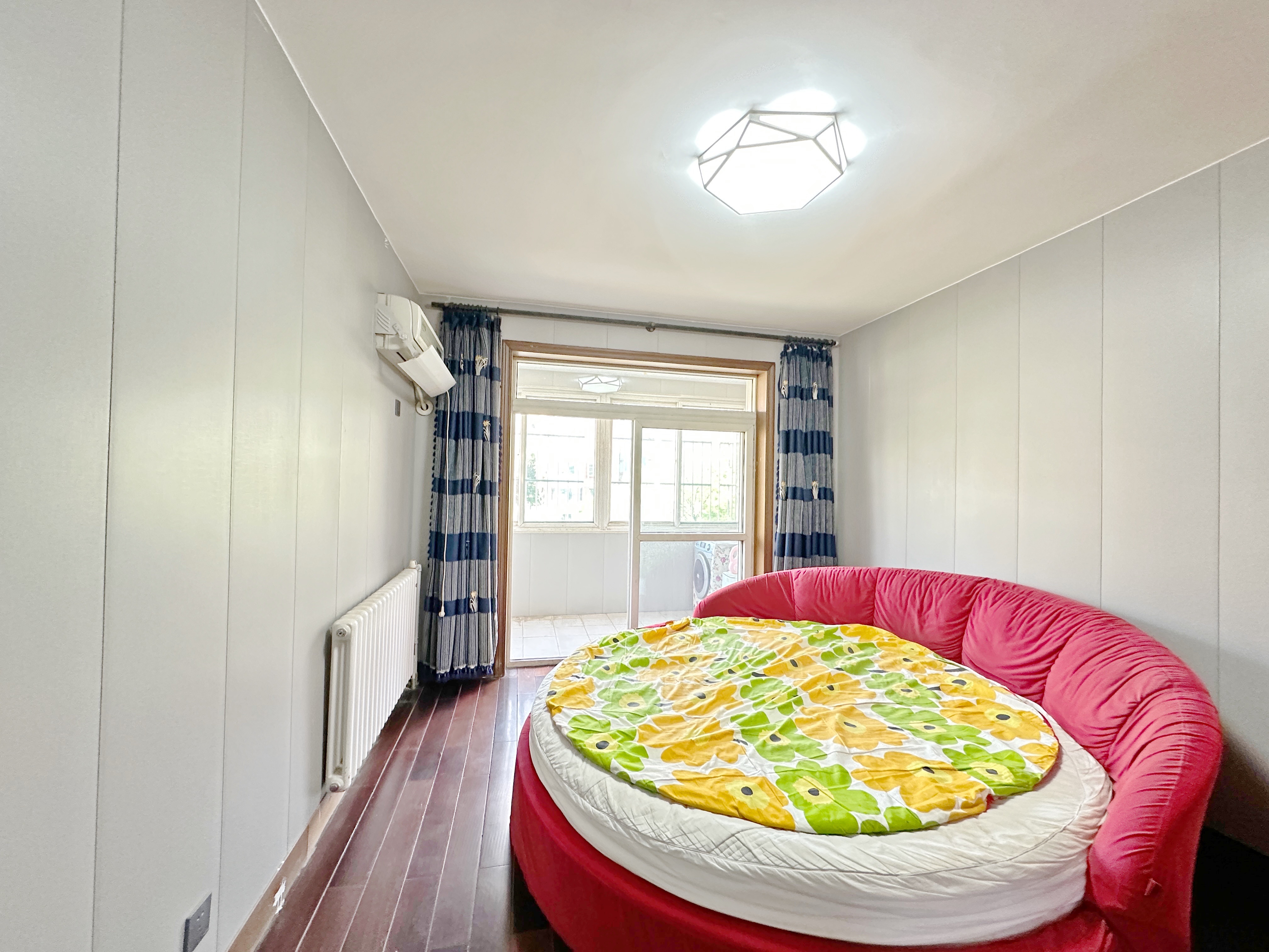 卧龙花园龙盛苑