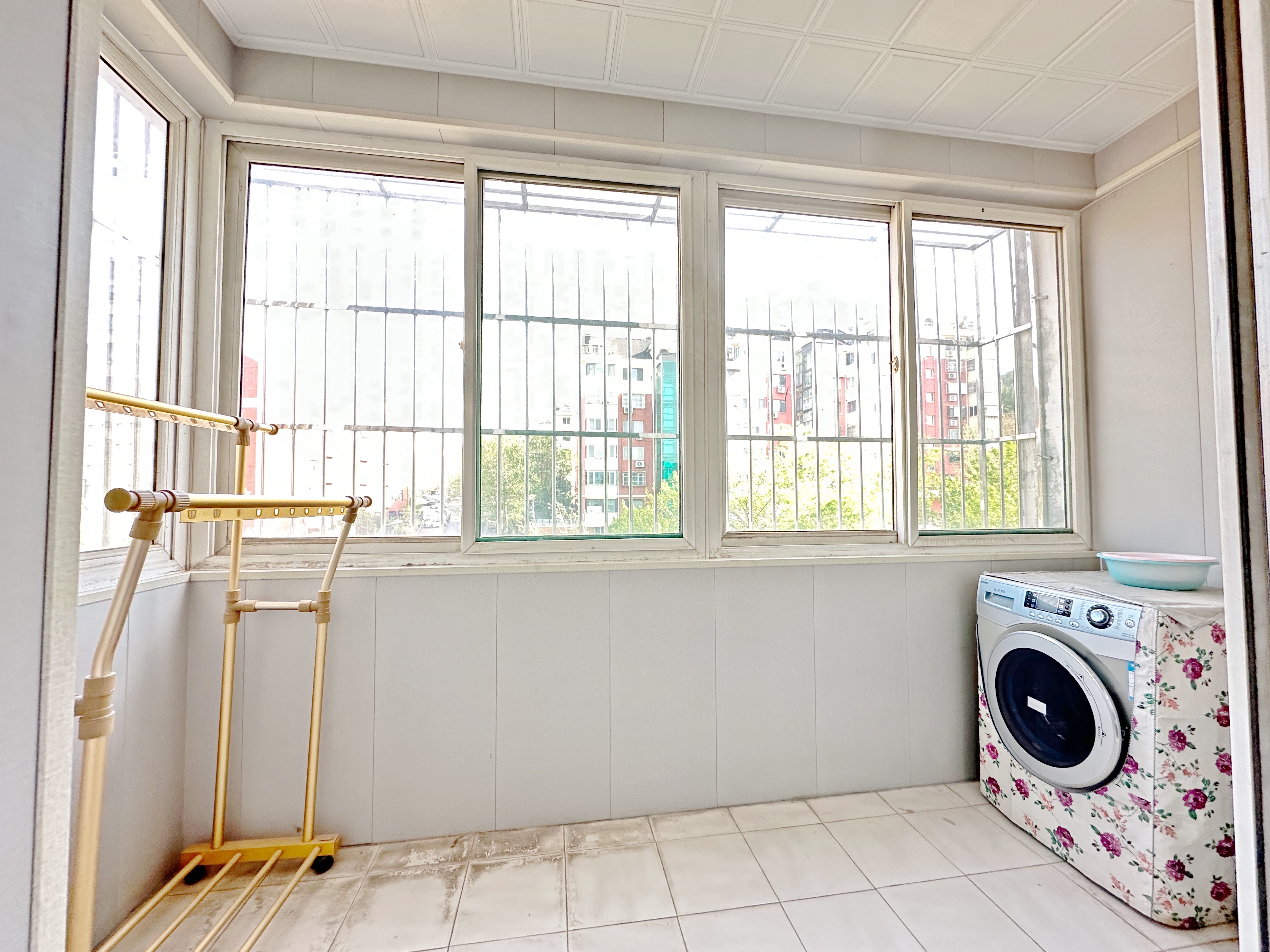 卧龙花园龙盛苑