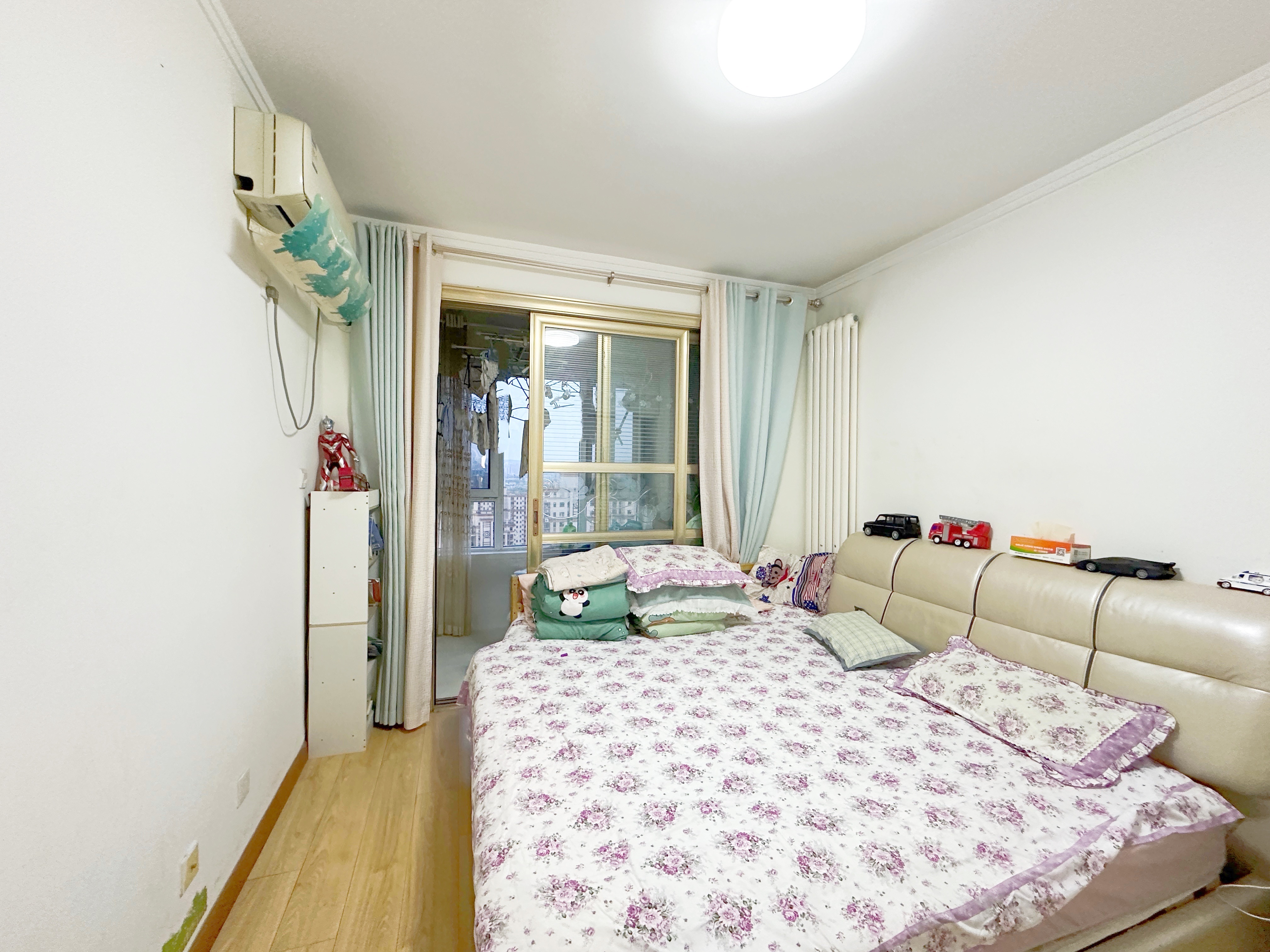 绿地新里梵尔赛公馆