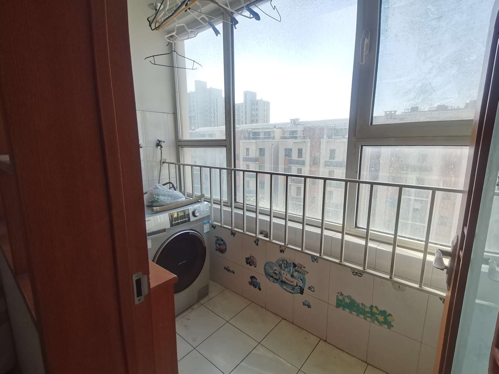 天鸿万象新天三区