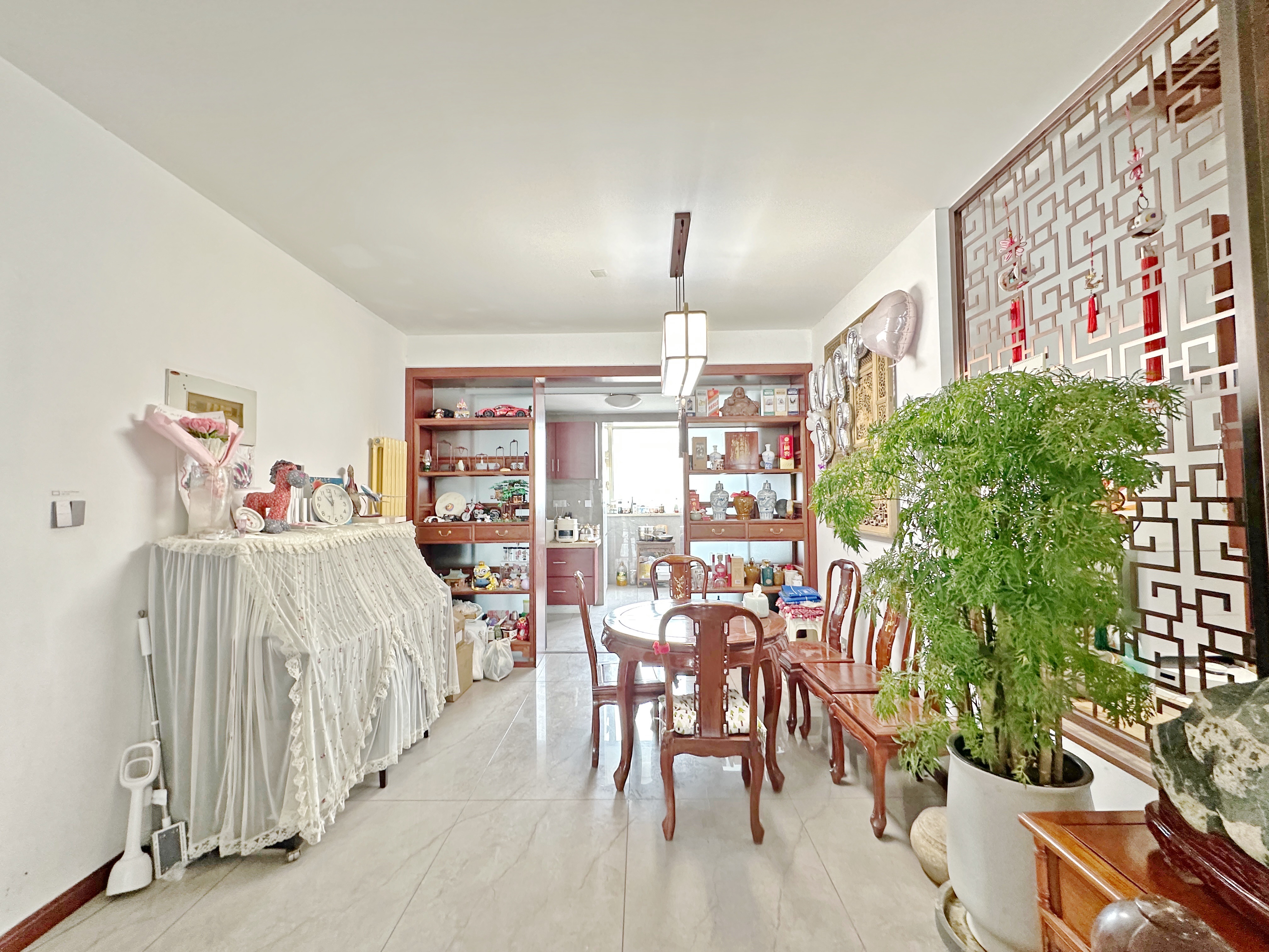 卧龙花园龙泰苑