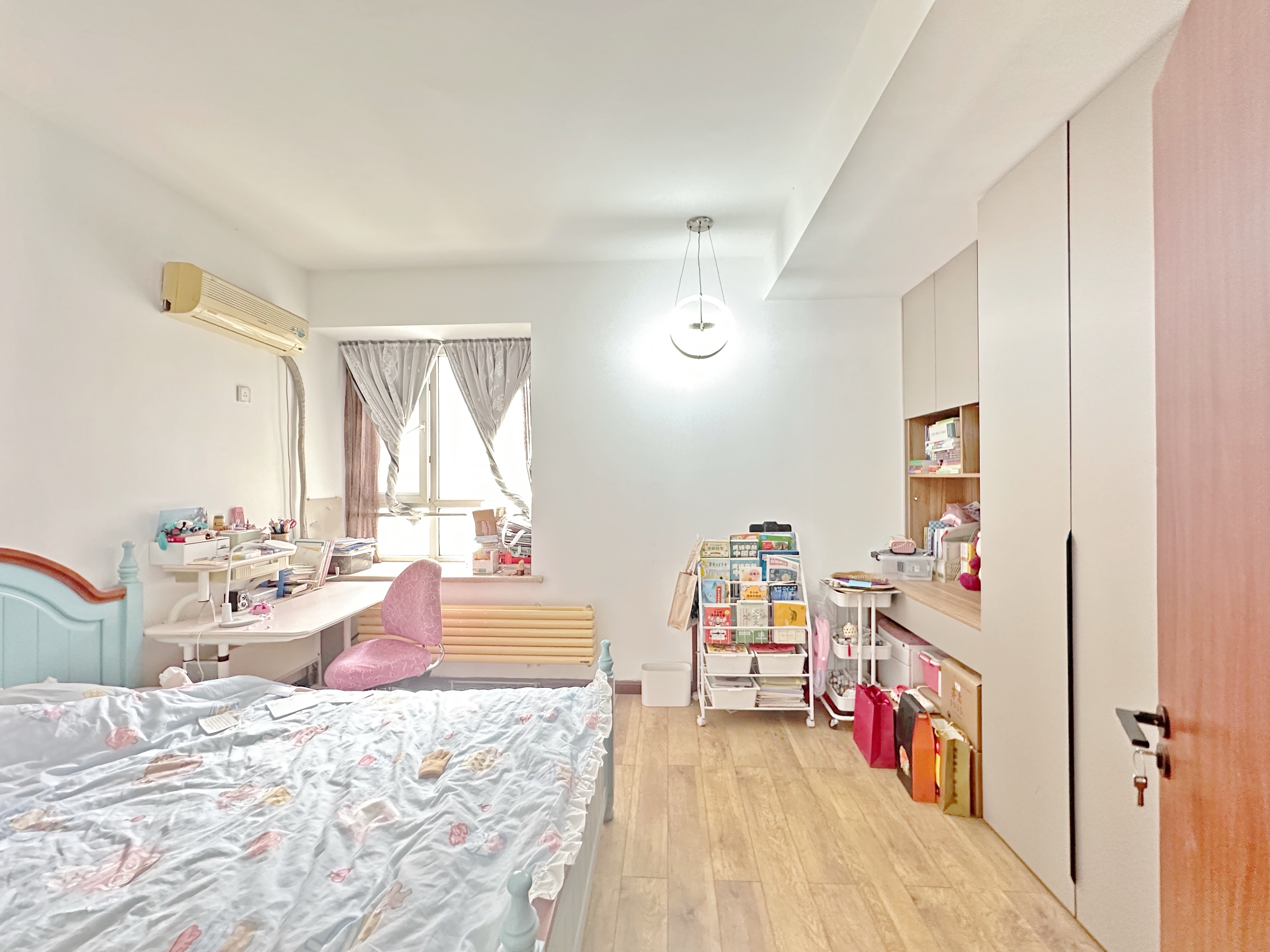 卧龙花园龙泰苑