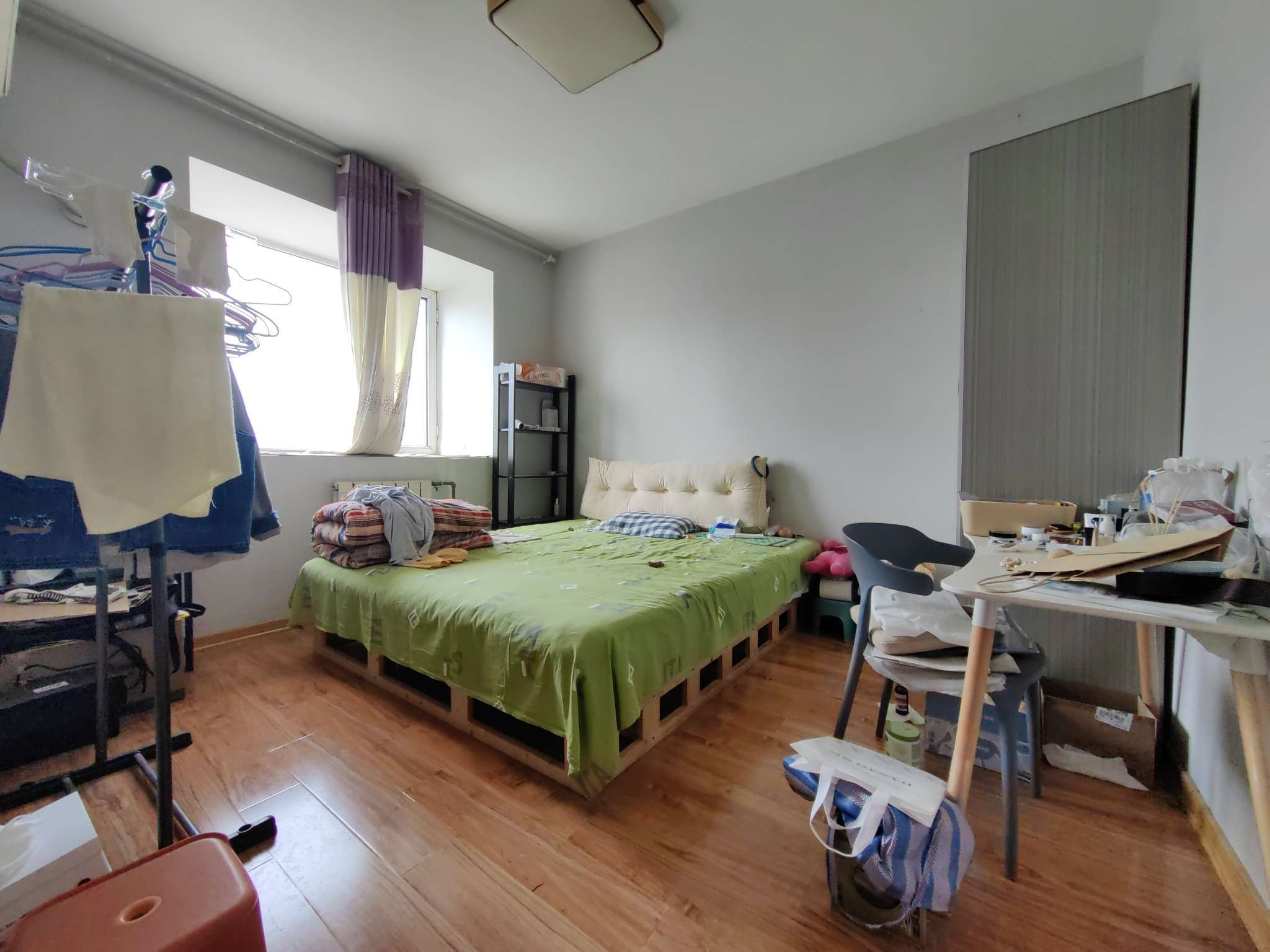 鲍德现代逸城