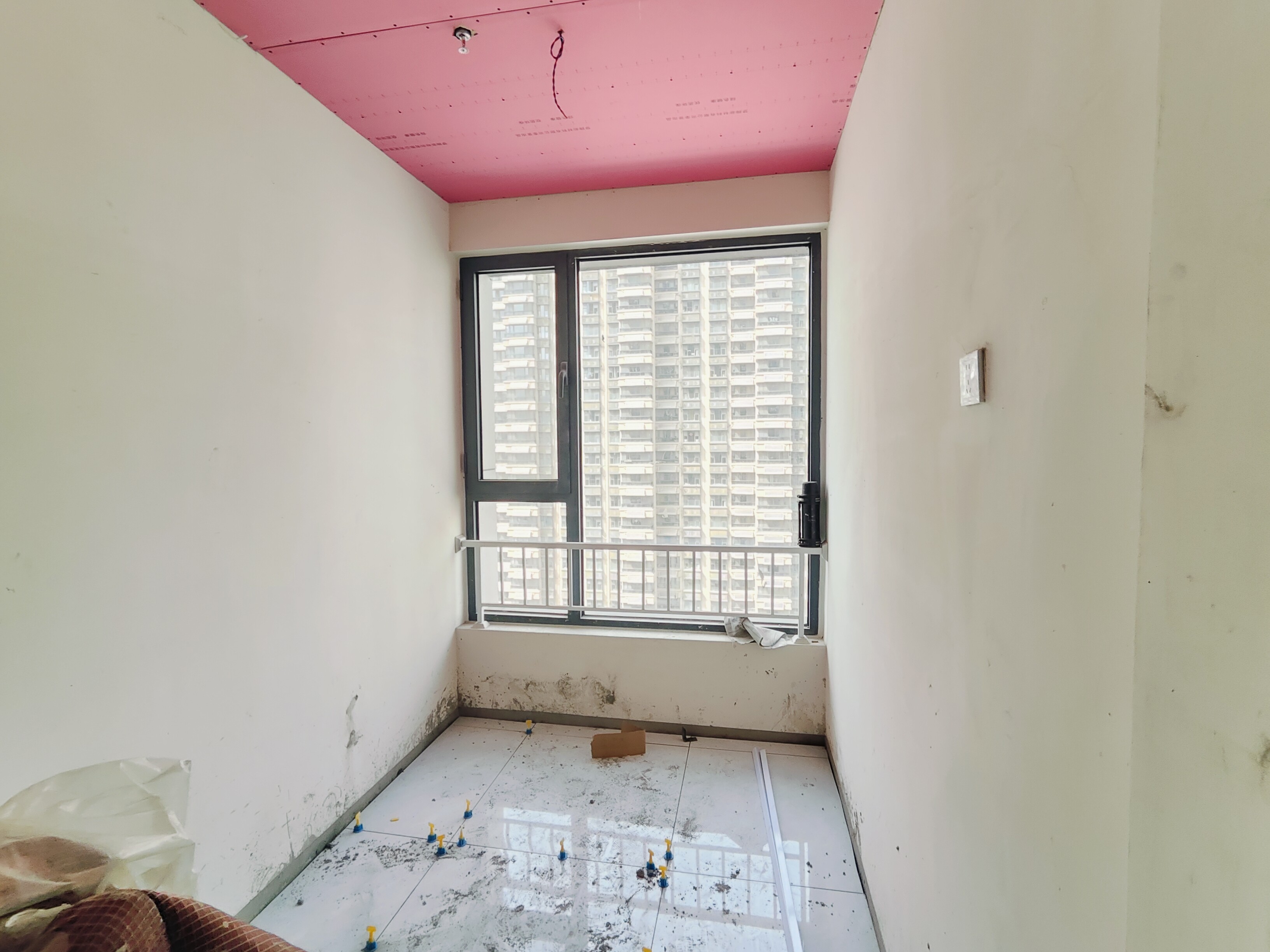 恒大滨河左岸公寓(临湖公馆花园)