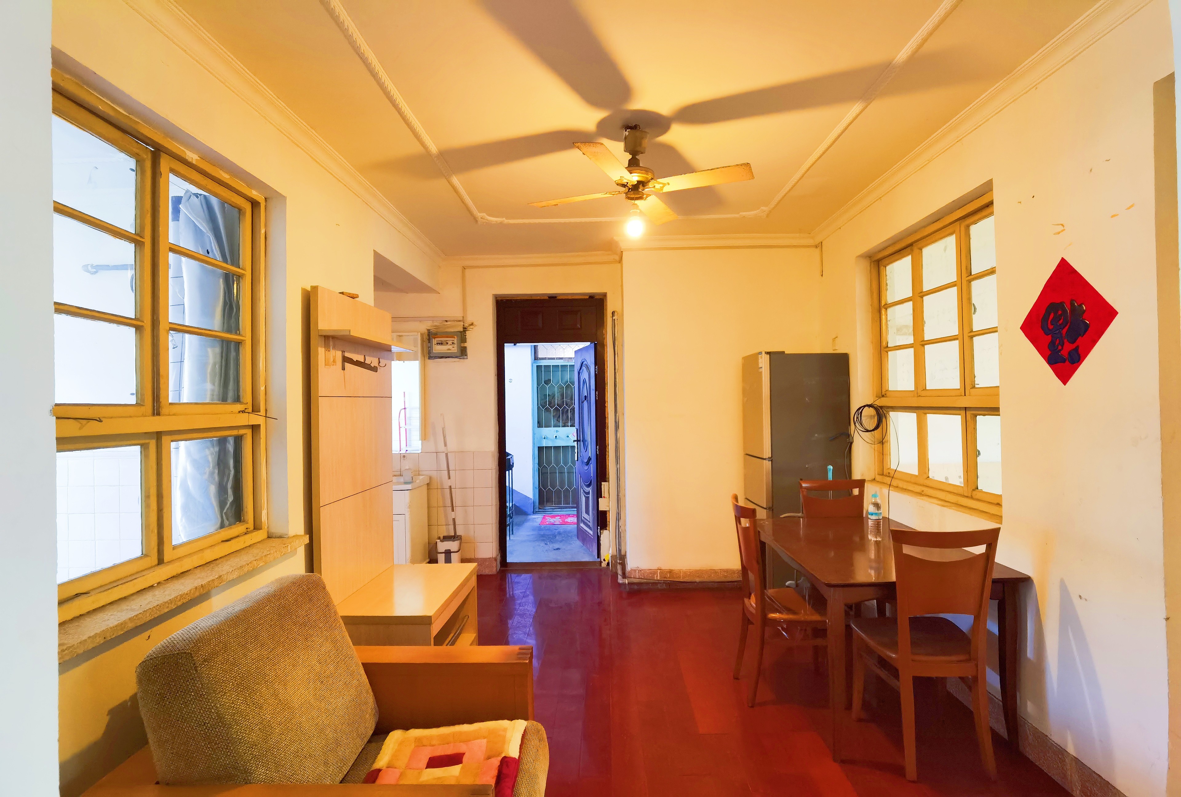  制锦市东杆面巷 南北